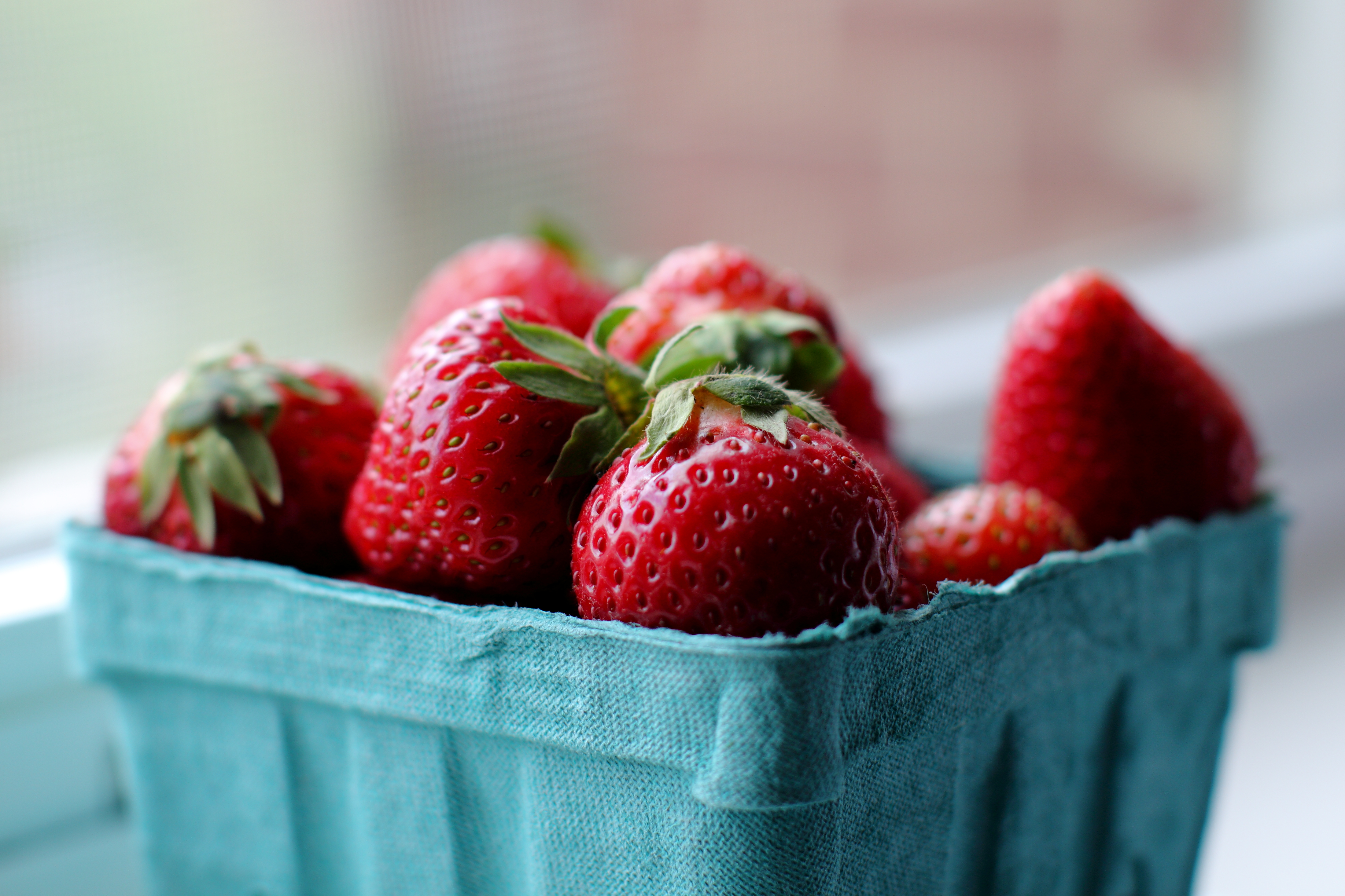 Download mobile wallpaper Strawberry, Berries, Food for free.