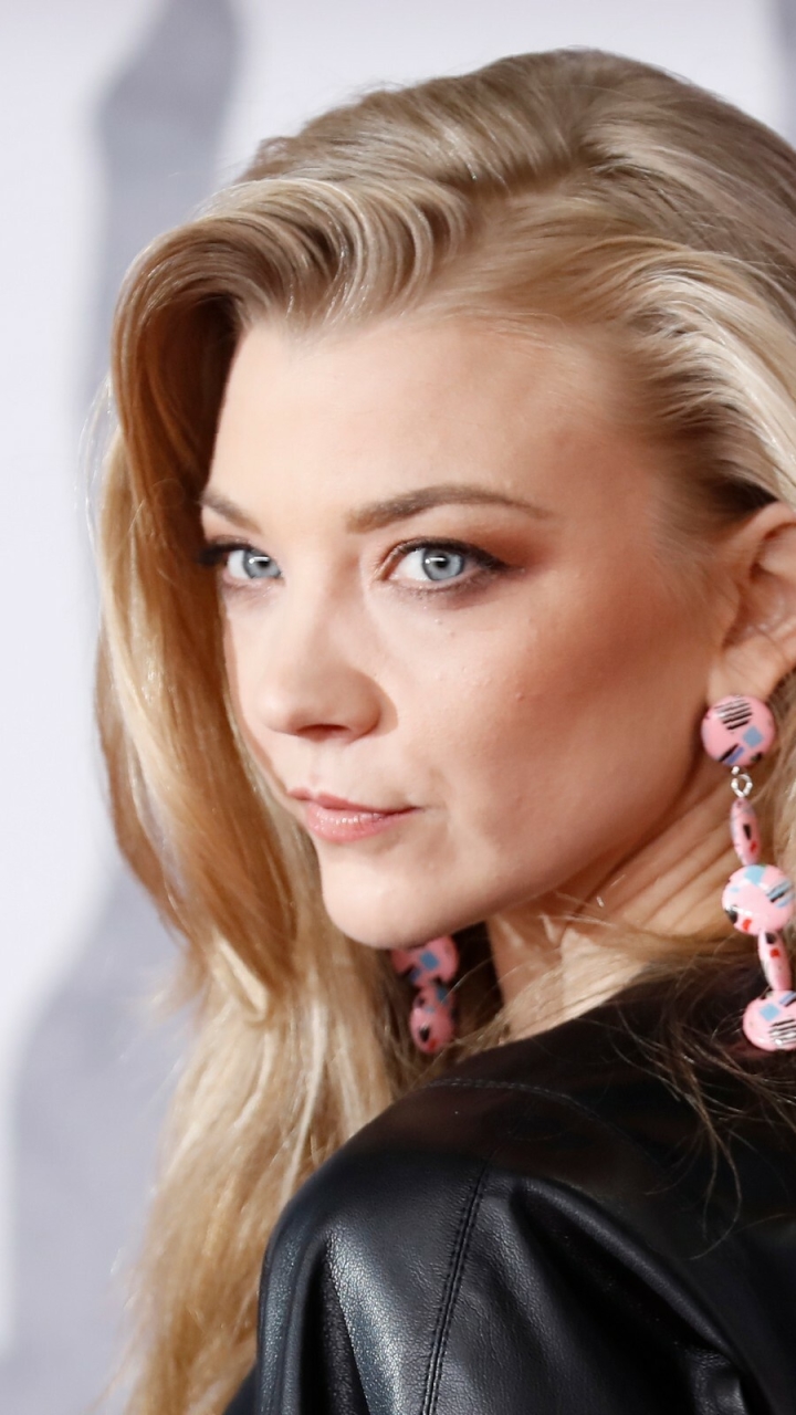 Download mobile wallpaper Blonde, English, Face, Earrings, Blue Eyes, Celebrity, Actress, Natalie Dormer for free.