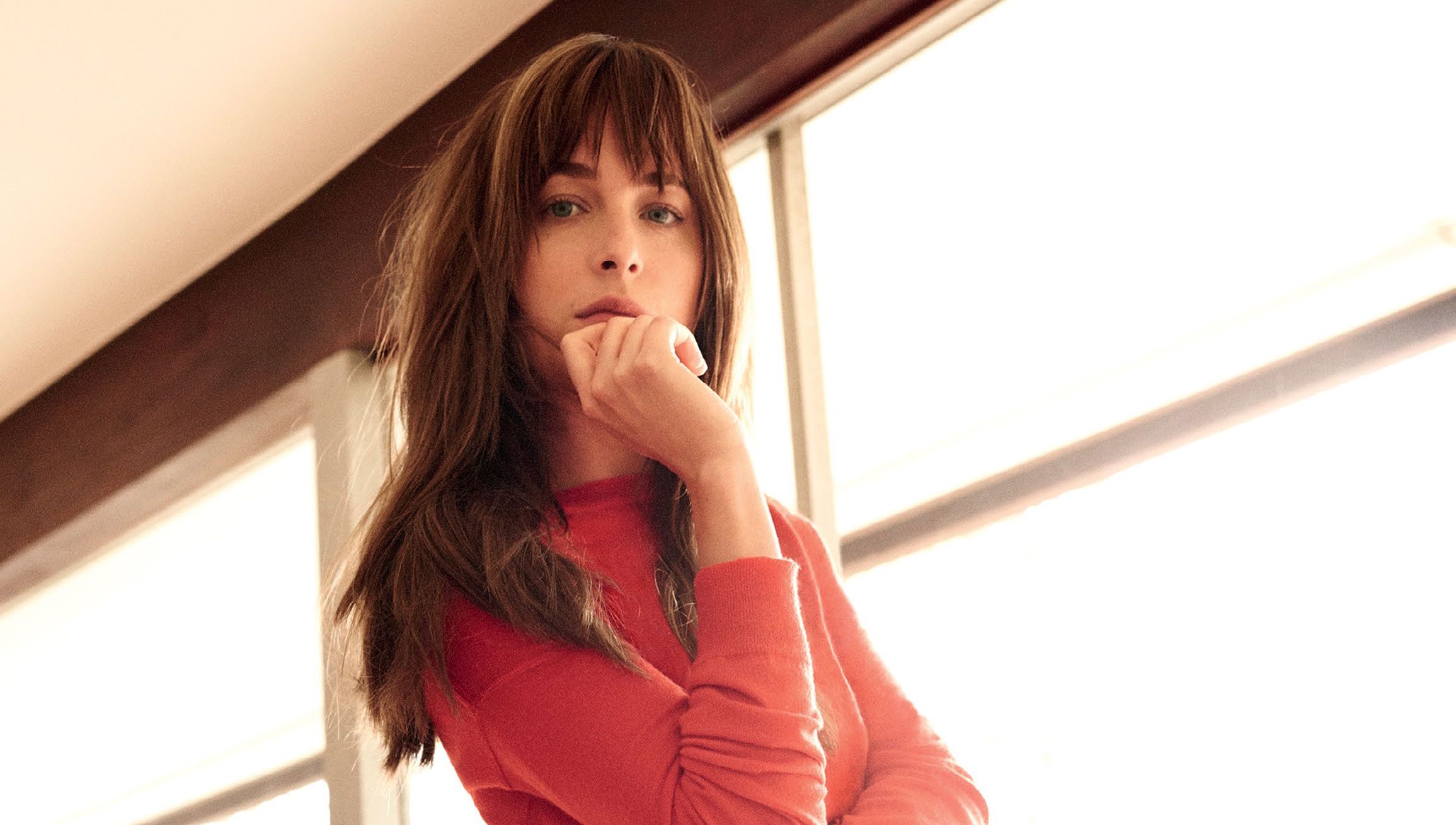 Download mobile wallpaper Celebrity, Dakota Johnson for free.