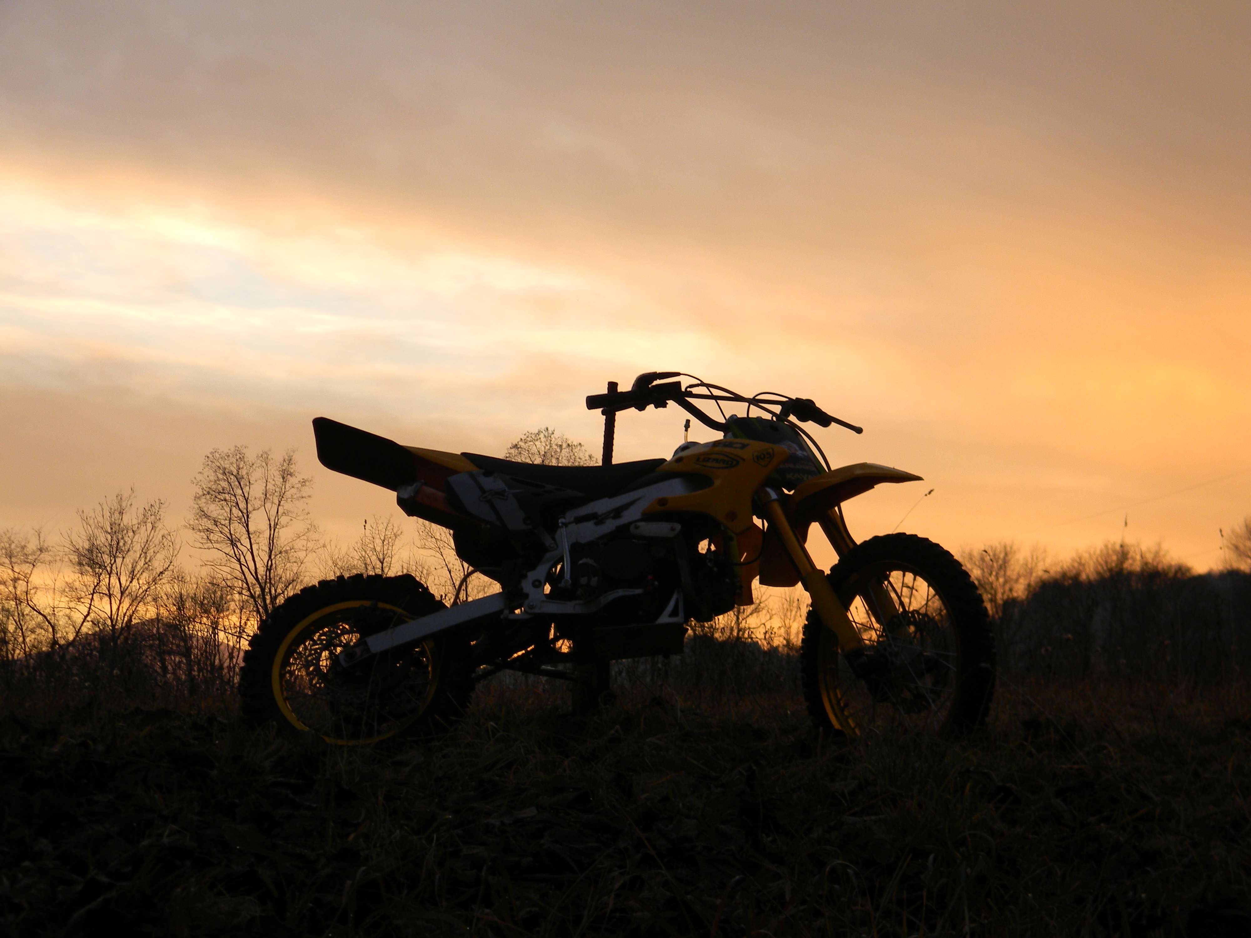 Download mobile wallpaper Sports, Motocross, Silhouette, Motorcycle, Bike for free.