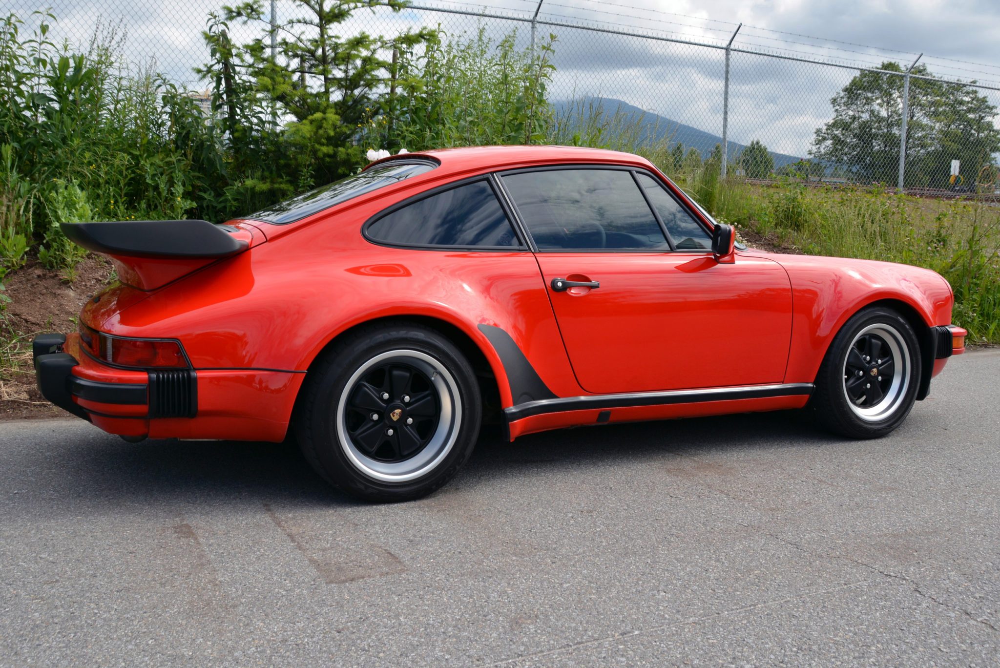 Baixe gratuitamente a imagem Carro, Carro Antigo, Veículos, Porsche 911 Turbo na área de trabalho do seu PC