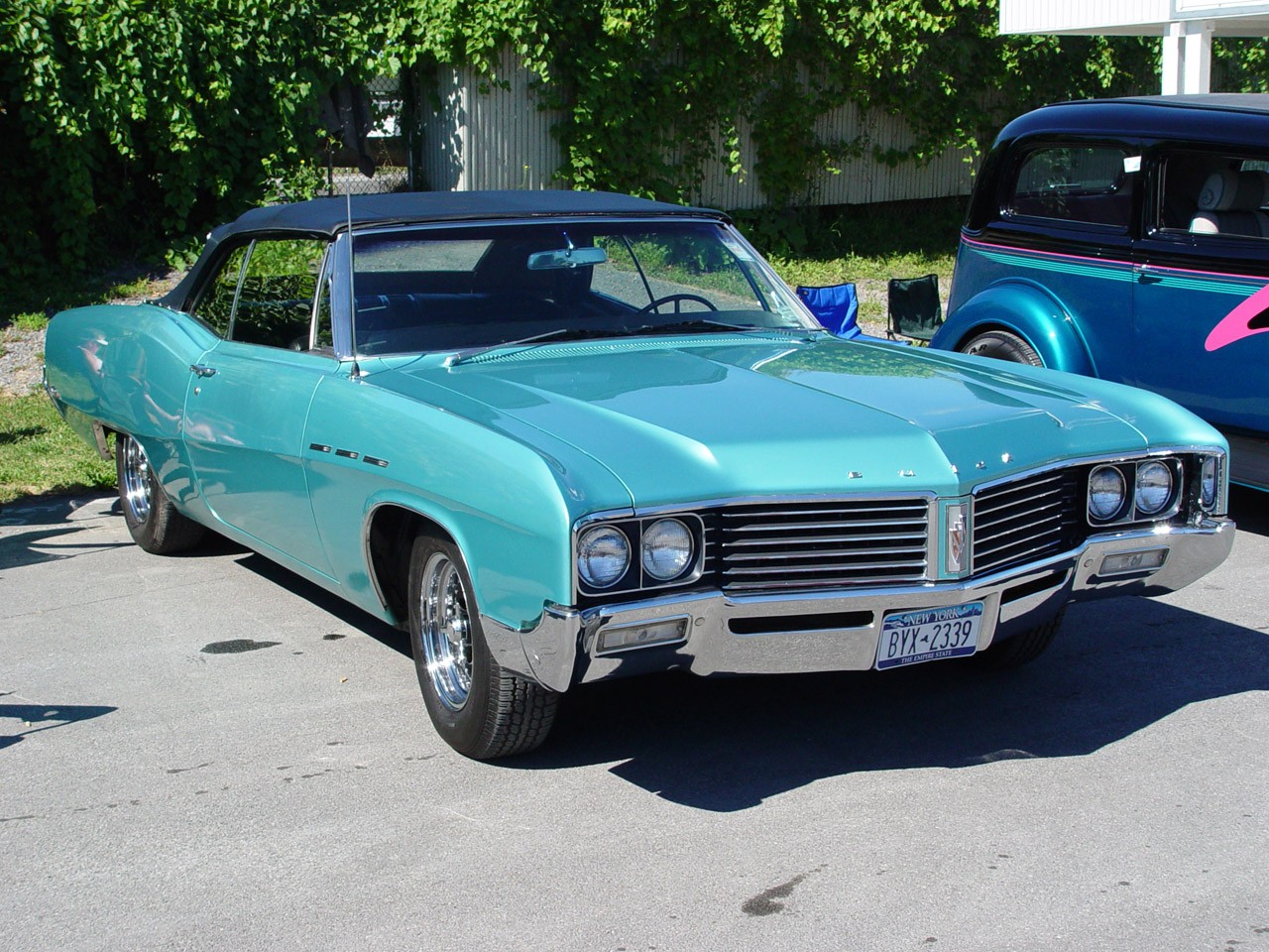 Популярні заставки і фони 1967 Buick Lesabre на комп'ютер