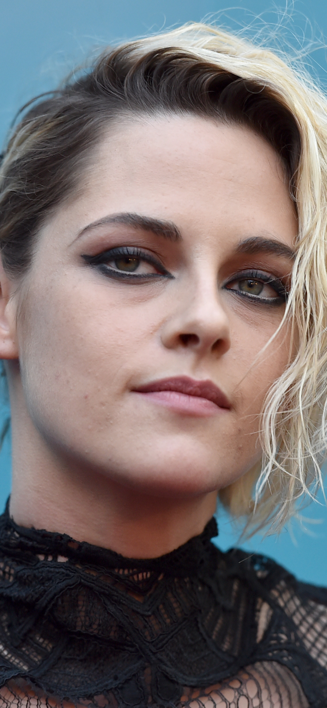 Descarga gratuita de fondo de pantalla para móvil de Kristen Stewart, Celebridades.