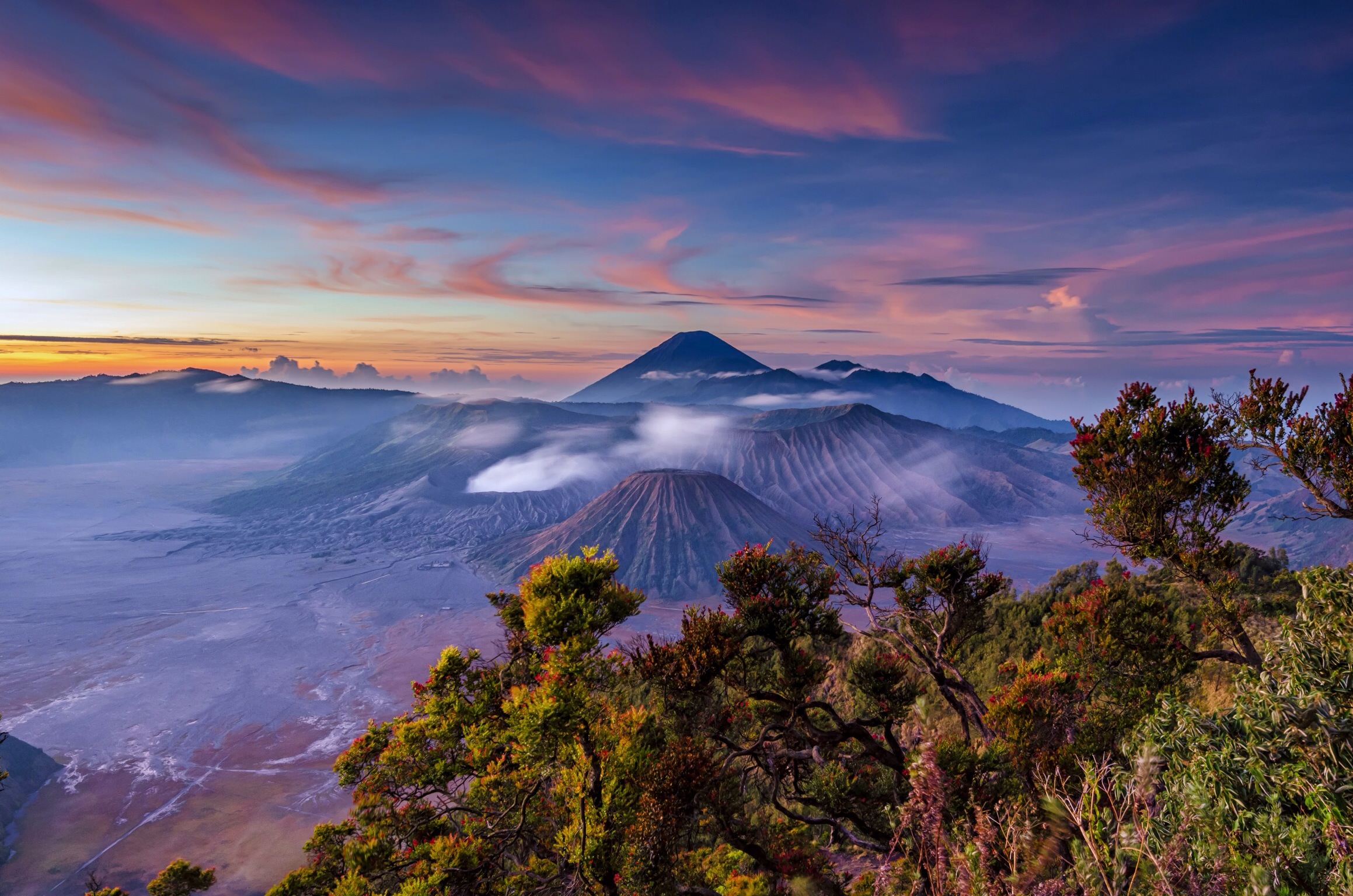 358443 descargar fondo de pantalla tierra/naturaleza, monte bromo, indonesia, java (indonesia), paisaje, estratovolcán, amanecer, volcán, volcanes: protectores de pantalla e imágenes gratis