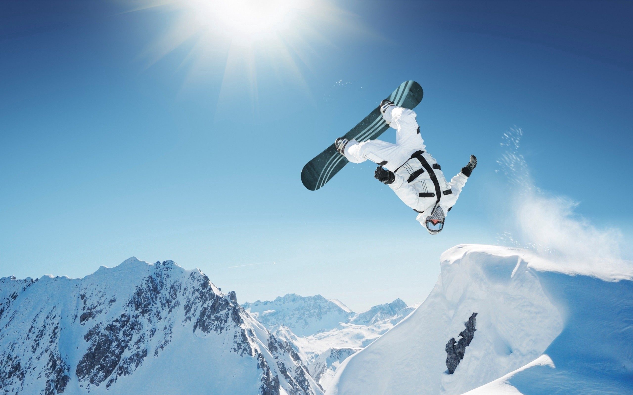 82068 скачать картинку сноуборд, горы, спорт, прыжок, экстрим, трюк - обои и заставки бесплатно