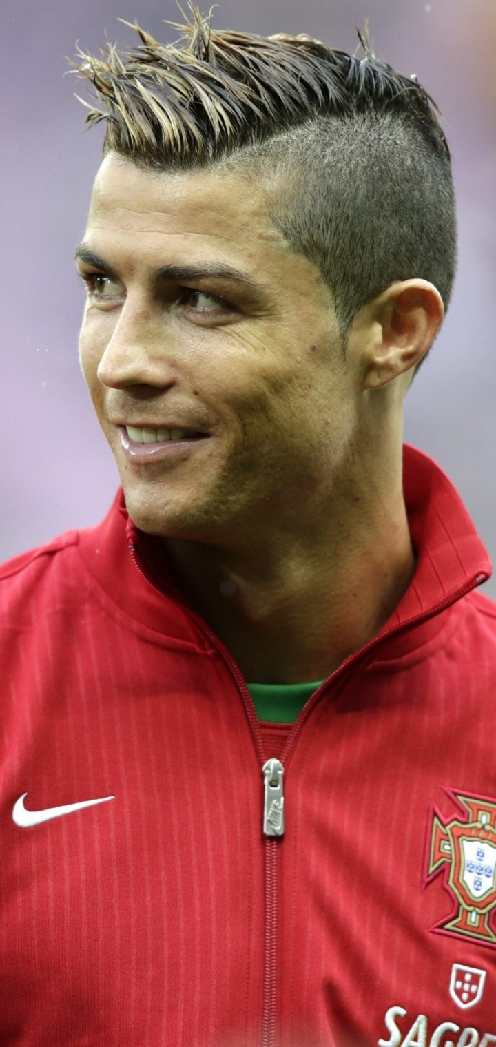Descarga gratuita de fondo de pantalla para móvil de Fútbol, Cristiano Ronaldo, Deporte, Selección De Fútbol De Portugal.