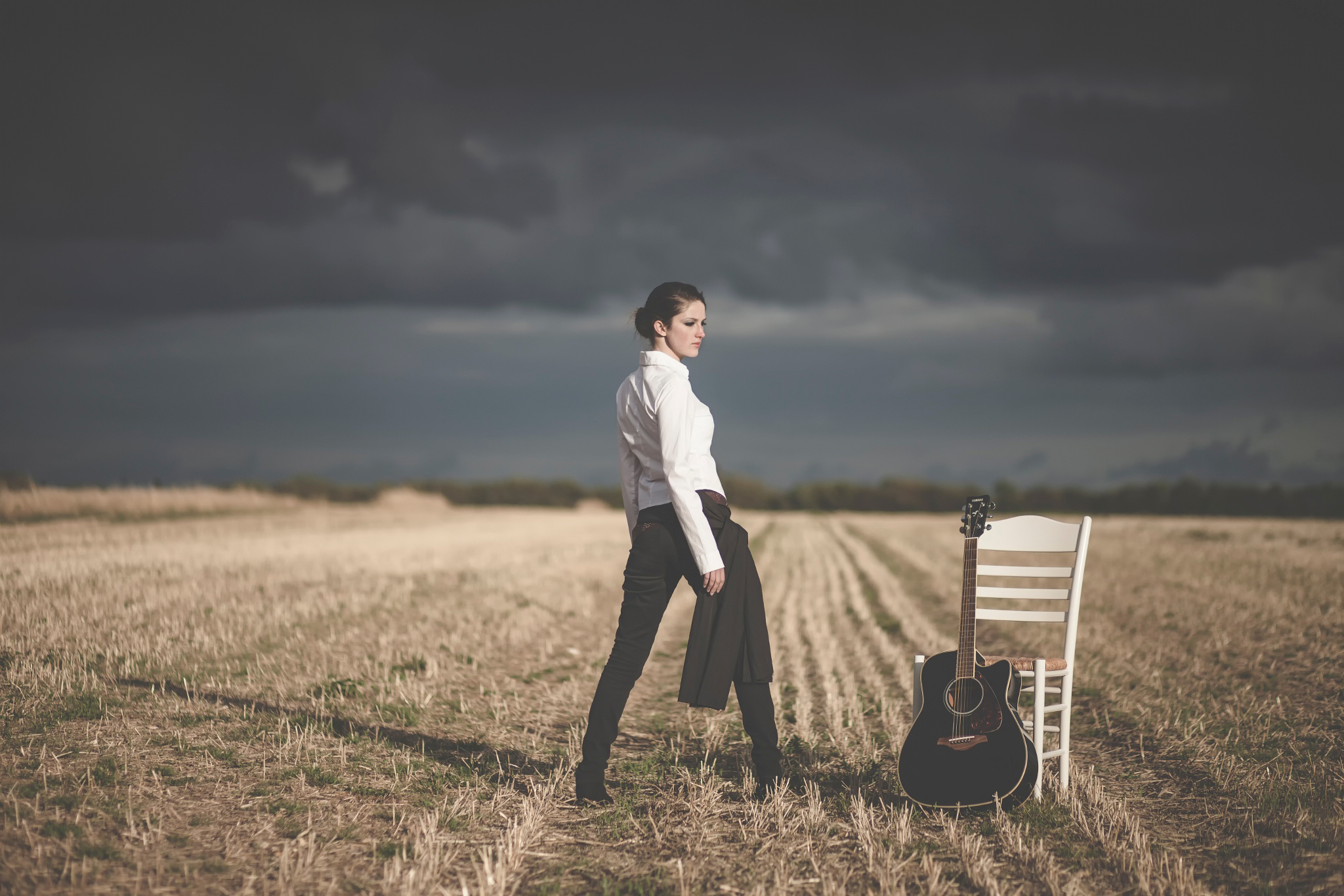 Free download wallpaper Chair, Field, Guitar, Mood, Photography, Women on your PC desktop
