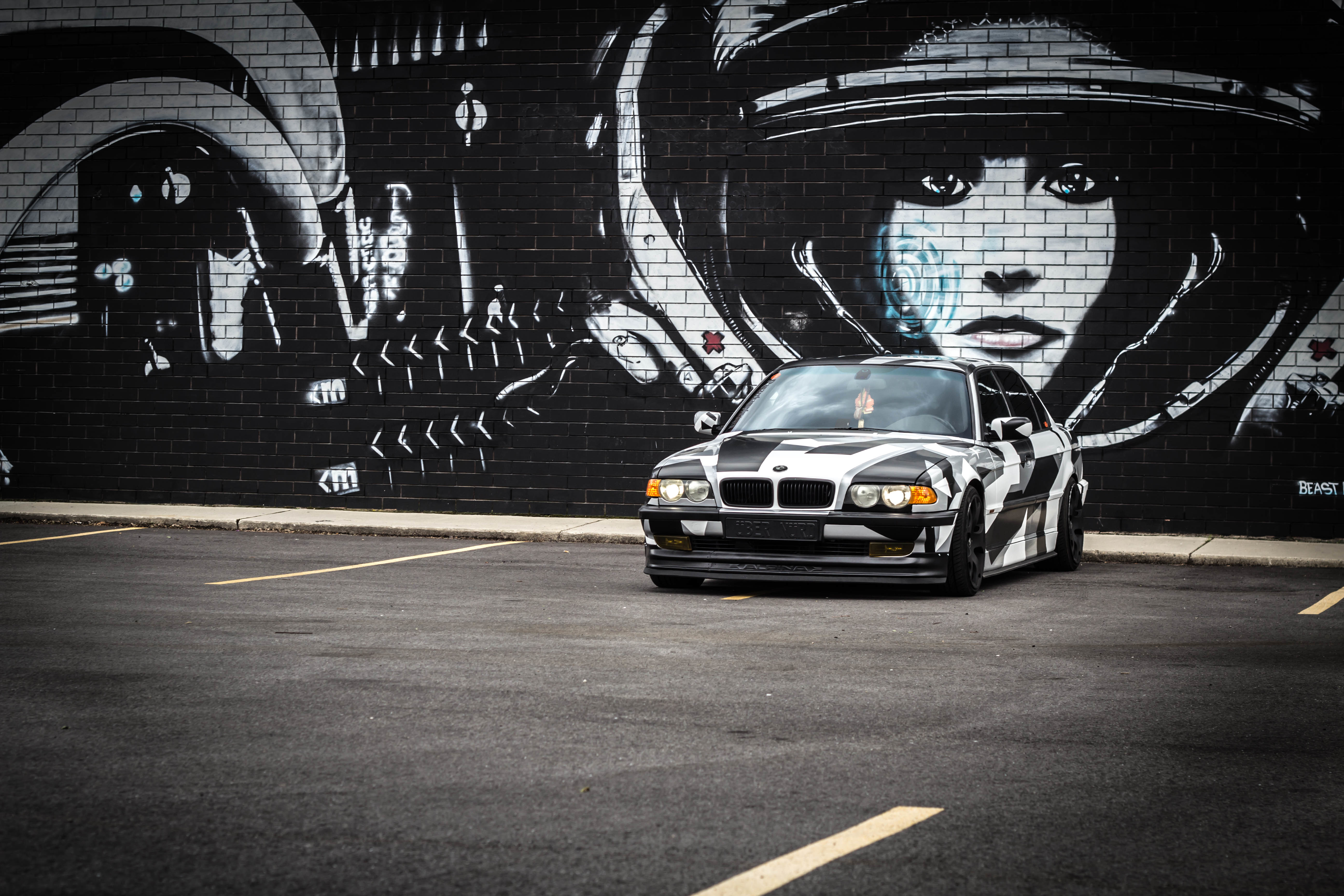 bmw 7 series, vehicles, bmw, car, graffiti