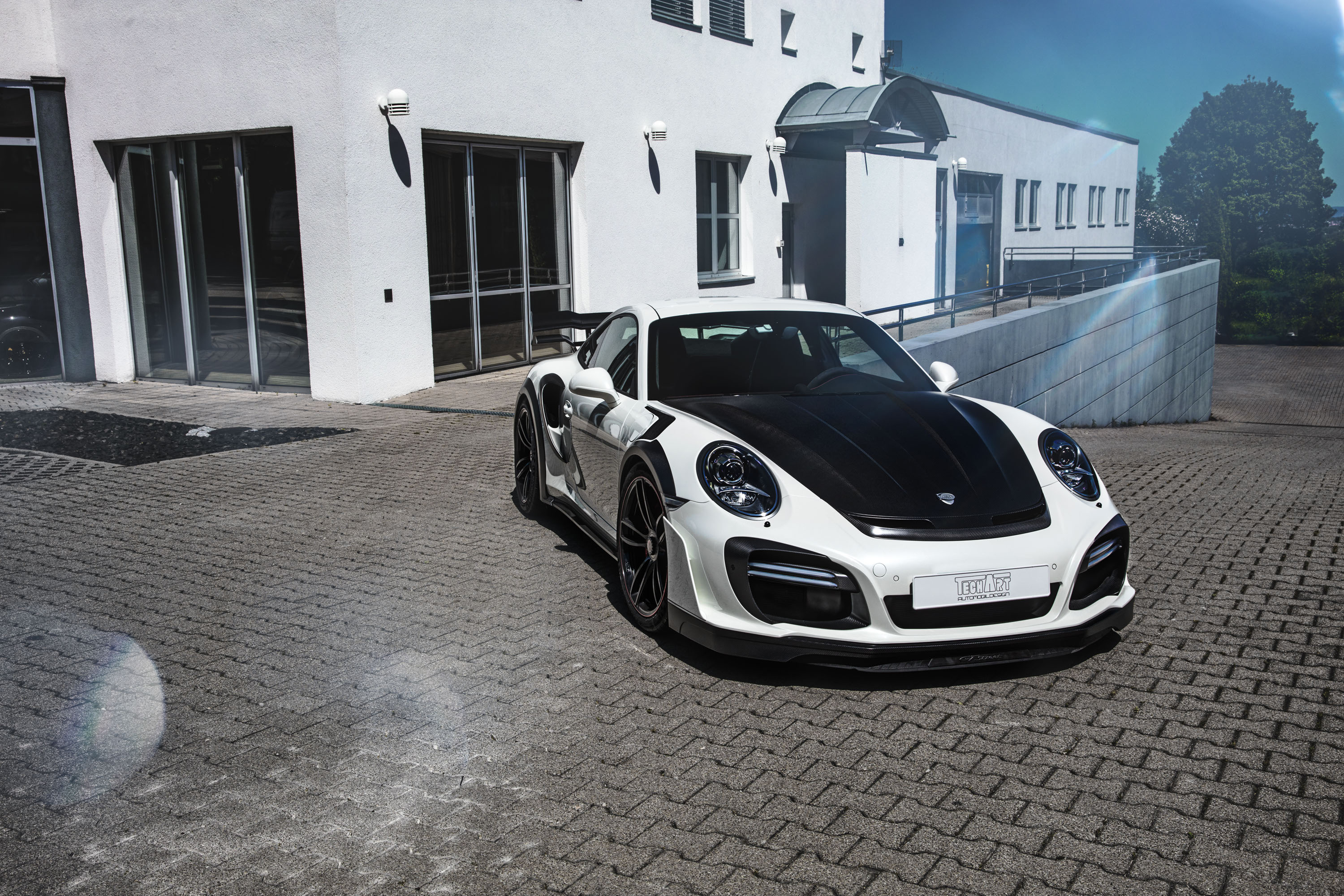 Descarga gratuita de fondo de pantalla para móvil de Porsche, Coche, Porsche 911, Vehículos, Coche Blanco, Porsche 911 Turbo.