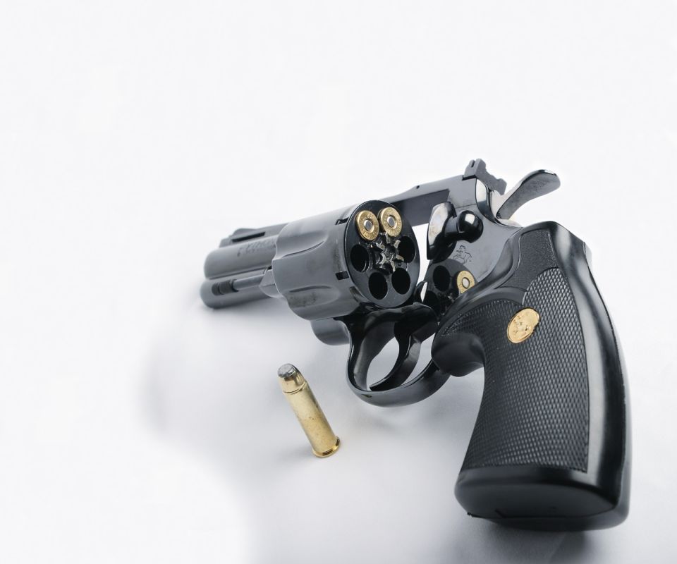 Laden Sie das Revolver, Waffen-Bild kostenlos auf Ihren PC-Desktop herunter