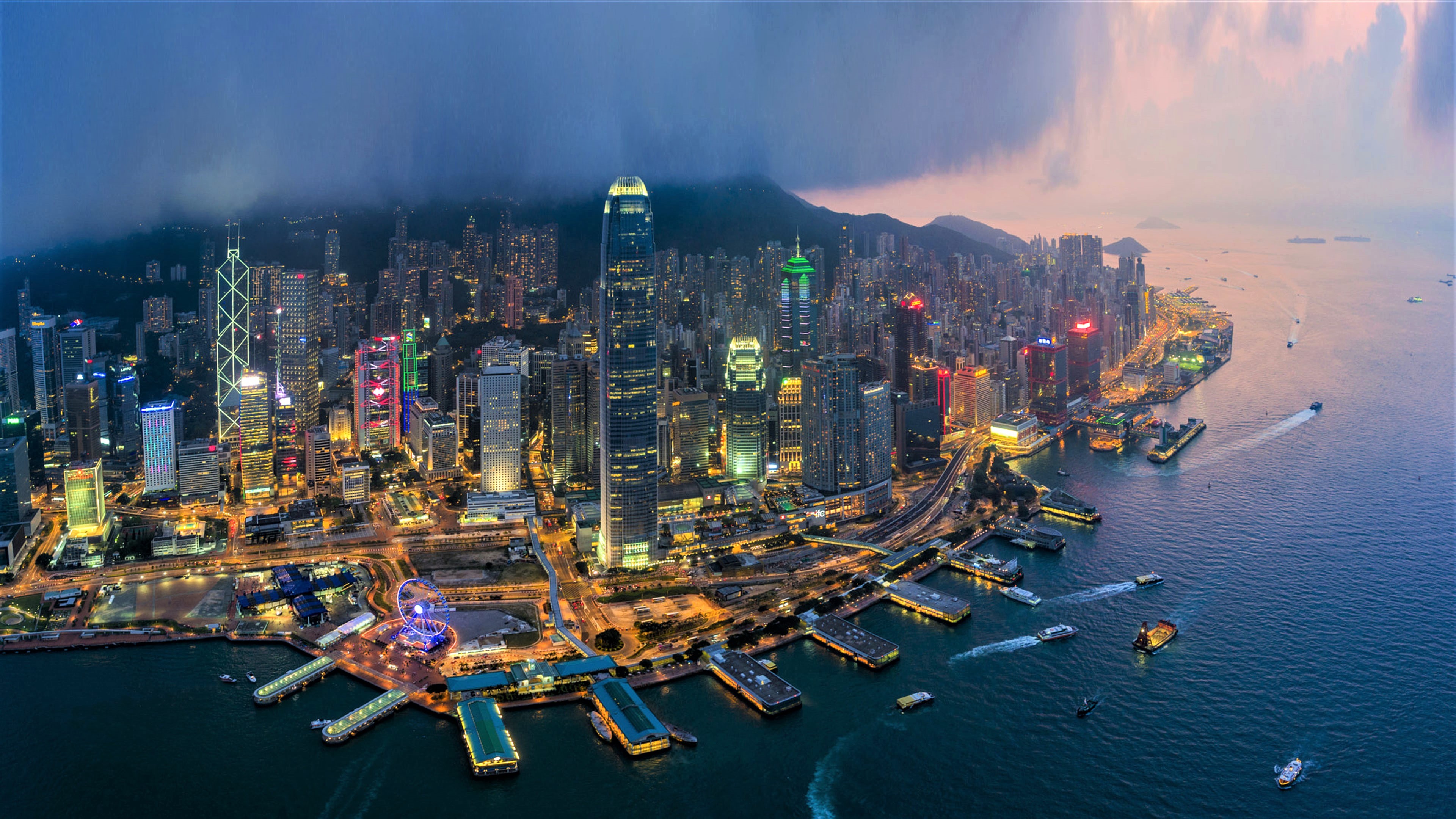 Скачать обои бесплатно Ночь, Город, Туман, Городской Пейзаж, Китай, Гонконг, Строительство, Легкий, Сделано Человеком картинка на рабочий стол ПК
