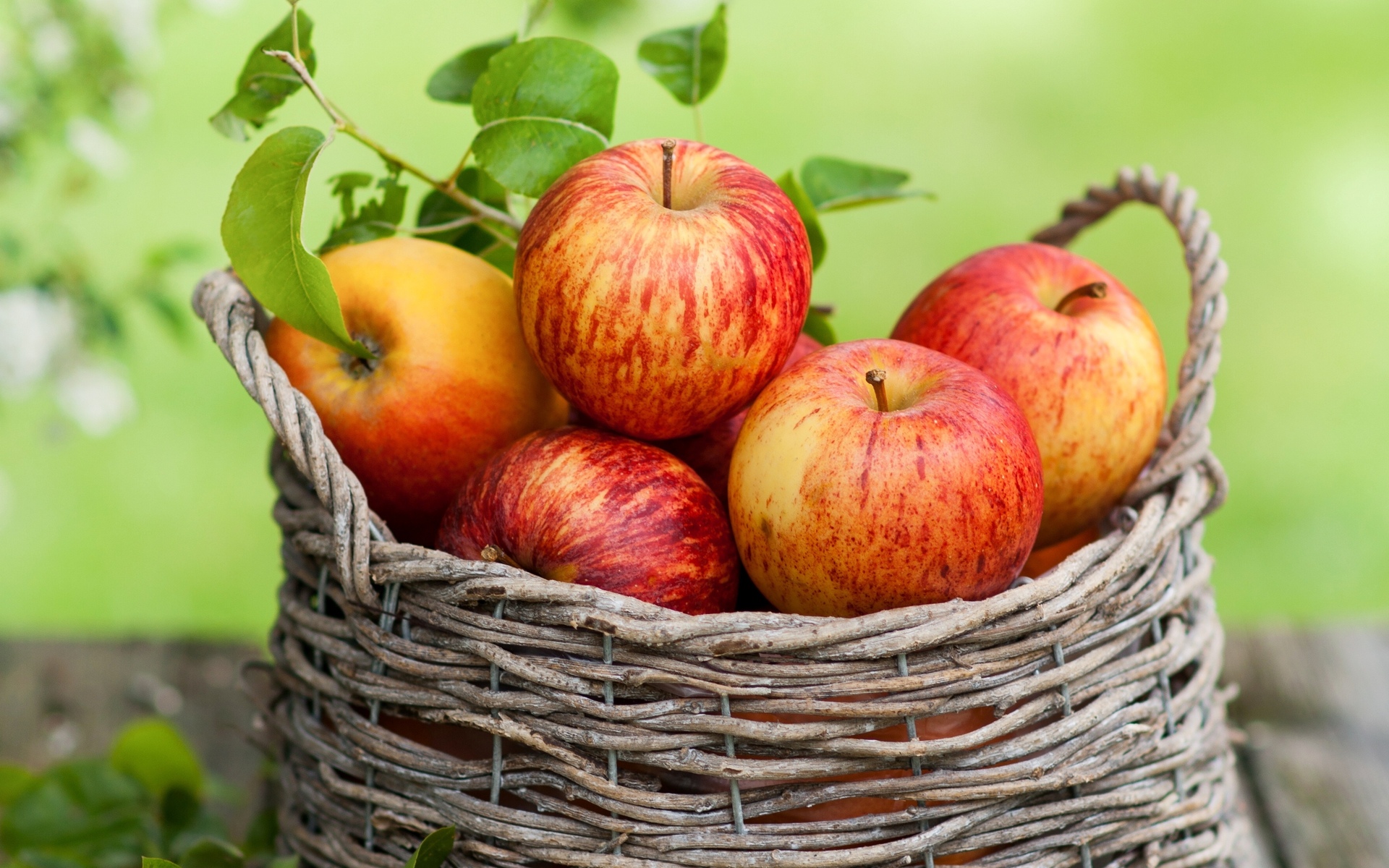 Descarga gratis la imagen Frutas, Manzana, Alimento, Bodegón en el escritorio de tu PC