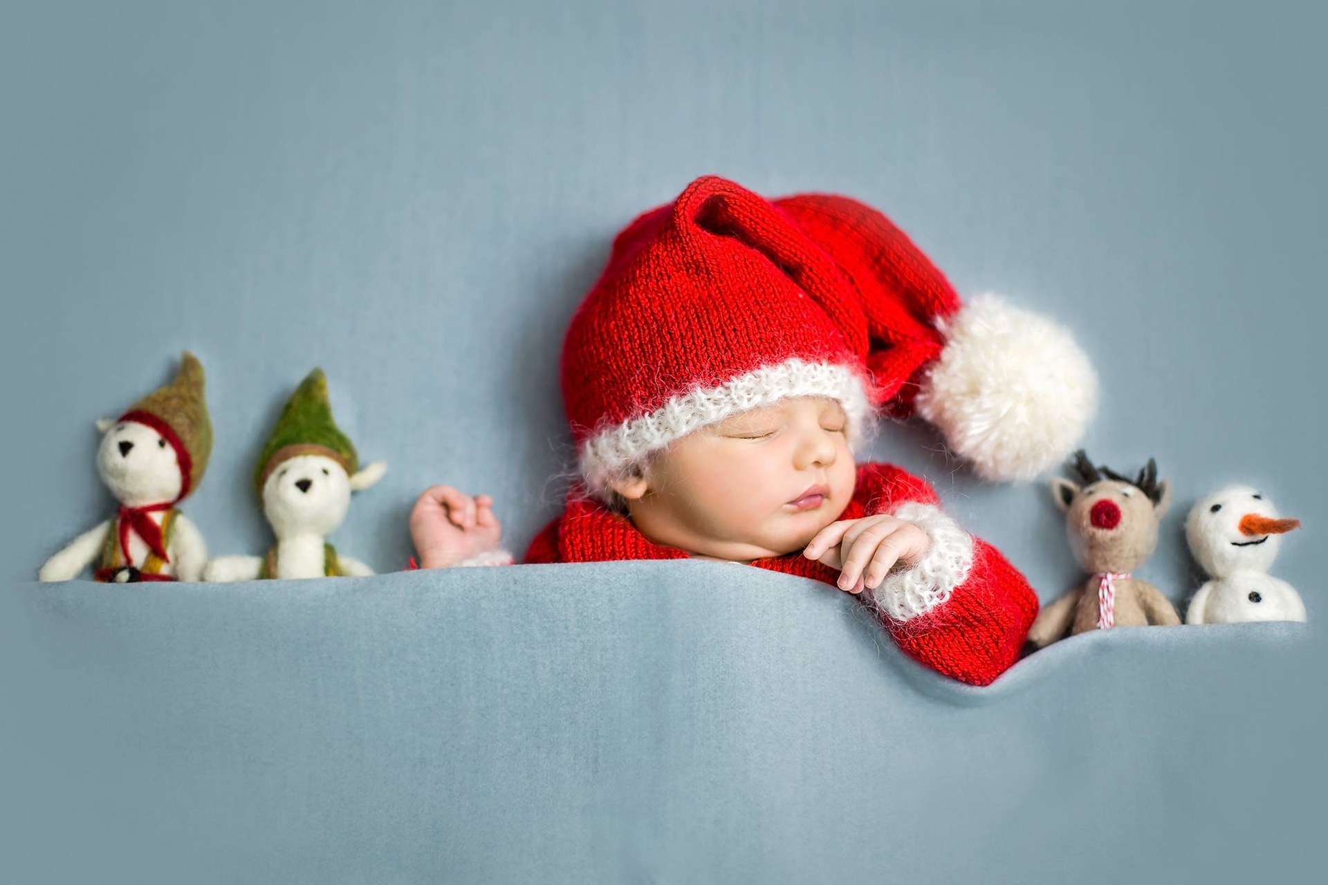 Handy-Wallpaper Süß, Schlafen, Fotografie, Baby, Weihnachtsmütze, Kuscheltier kostenlos herunterladen.
