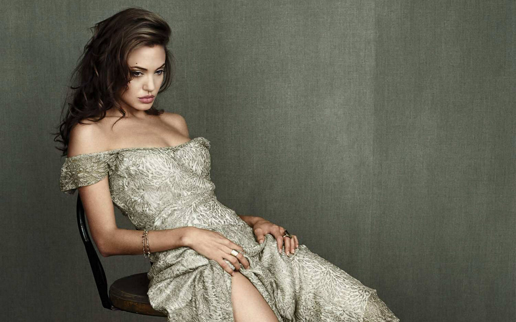 Téléchargez des papiers peints mobile Angelina Jolie, Célébrités gratuitement.