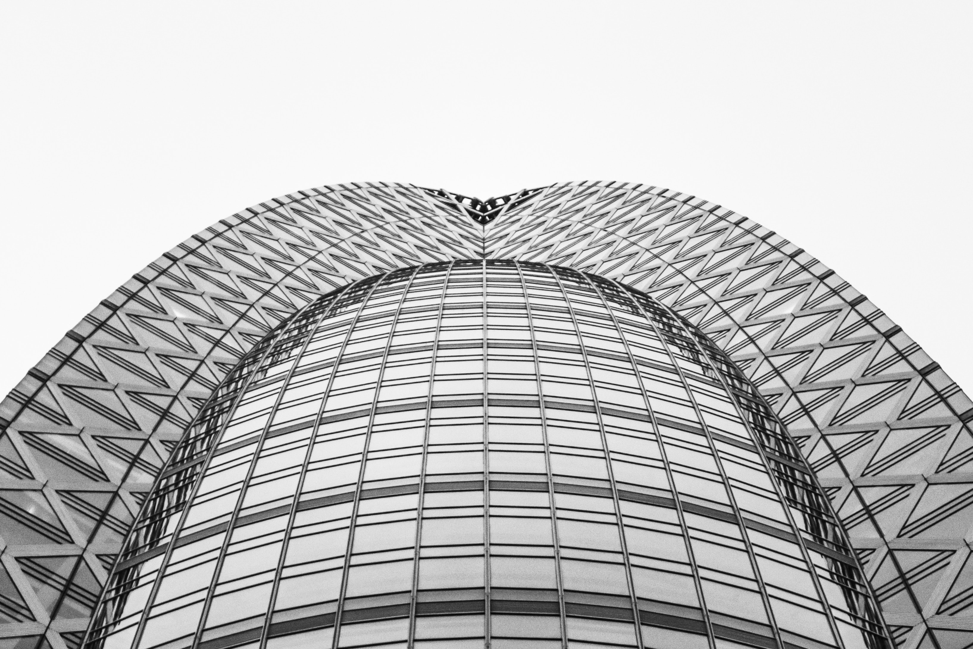 Download mobile wallpaper Building, Chb, Bw, Architecture, Minimalism for free.