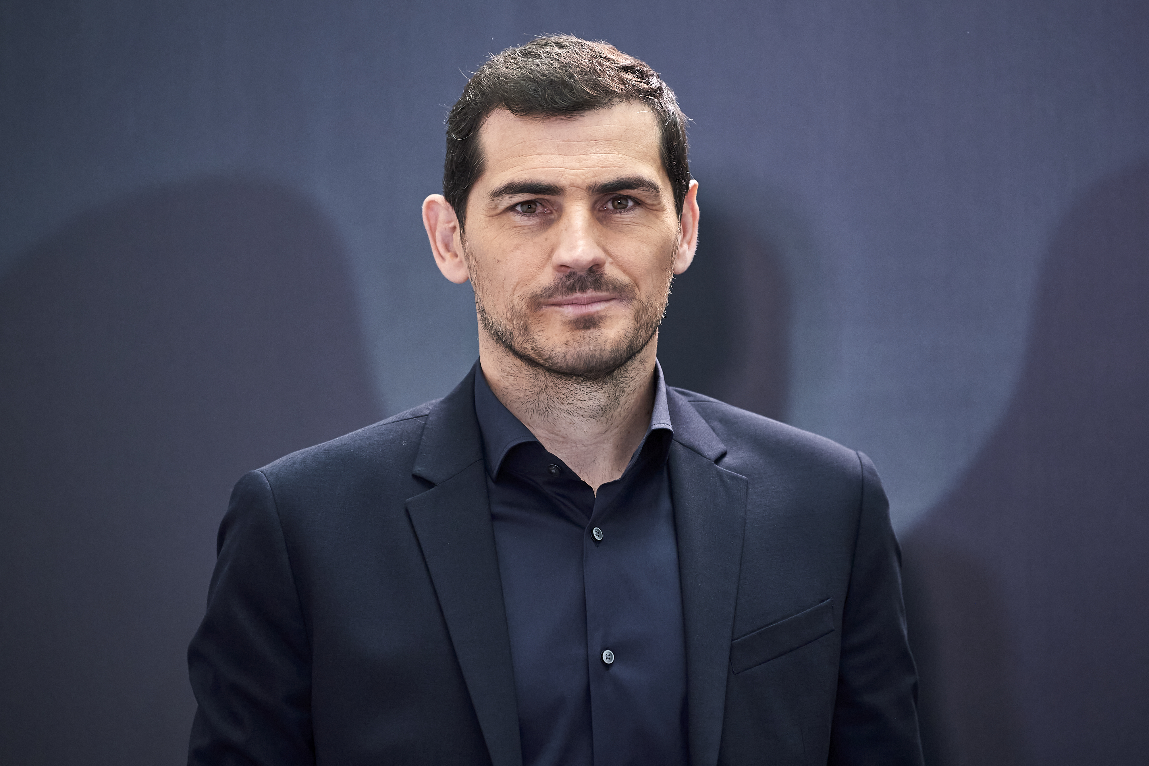 Handy-Wallpaper Sport, Fußball, Spanisch, Iker Casillas kostenlos herunterladen.