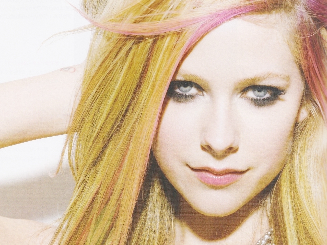Download mobile wallpaper Avril Lavigne, People, Girls for free.