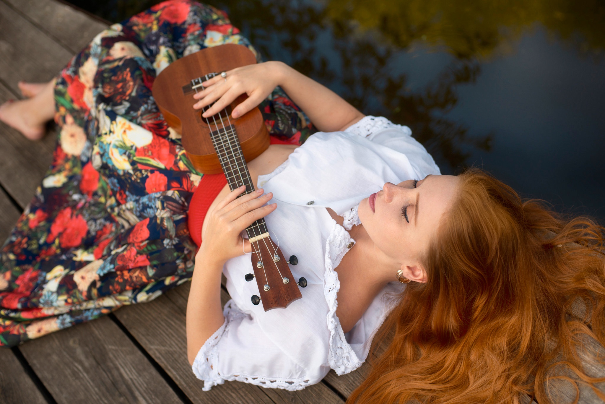 ukulele, lying down, women, mood, guitar, instrument, model, redhead