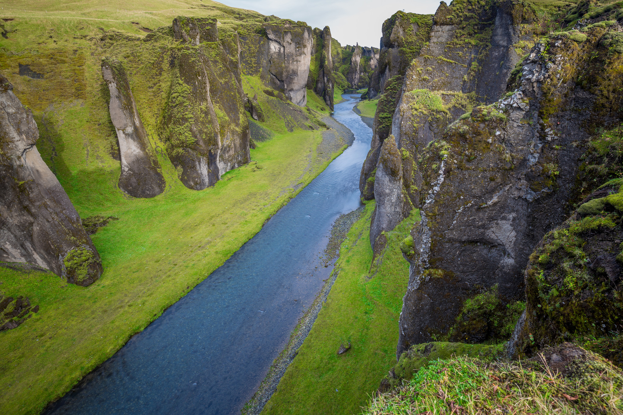 Laden Sie das Natur, Schlucht, Fluss, Klippe, Island, Schluchten, Erde/natur-Bild kostenlos auf Ihren PC-Desktop herunter