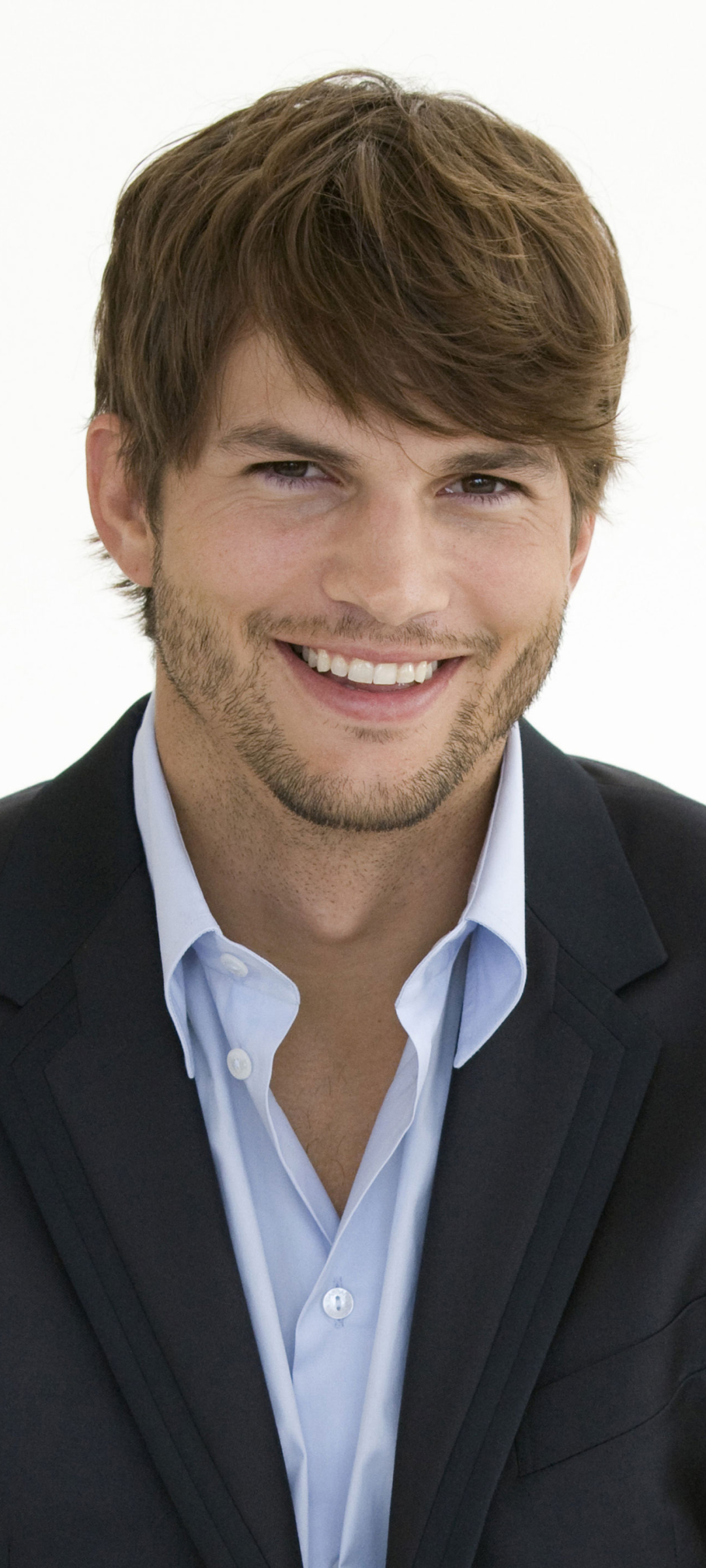 Handy-Wallpaper Berühmtheiten, Ashton Kutcher kostenlos herunterladen.