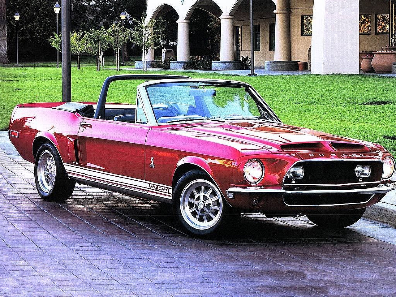 Ford Mustang Shelby Gt500  1366x768 Wallpapers