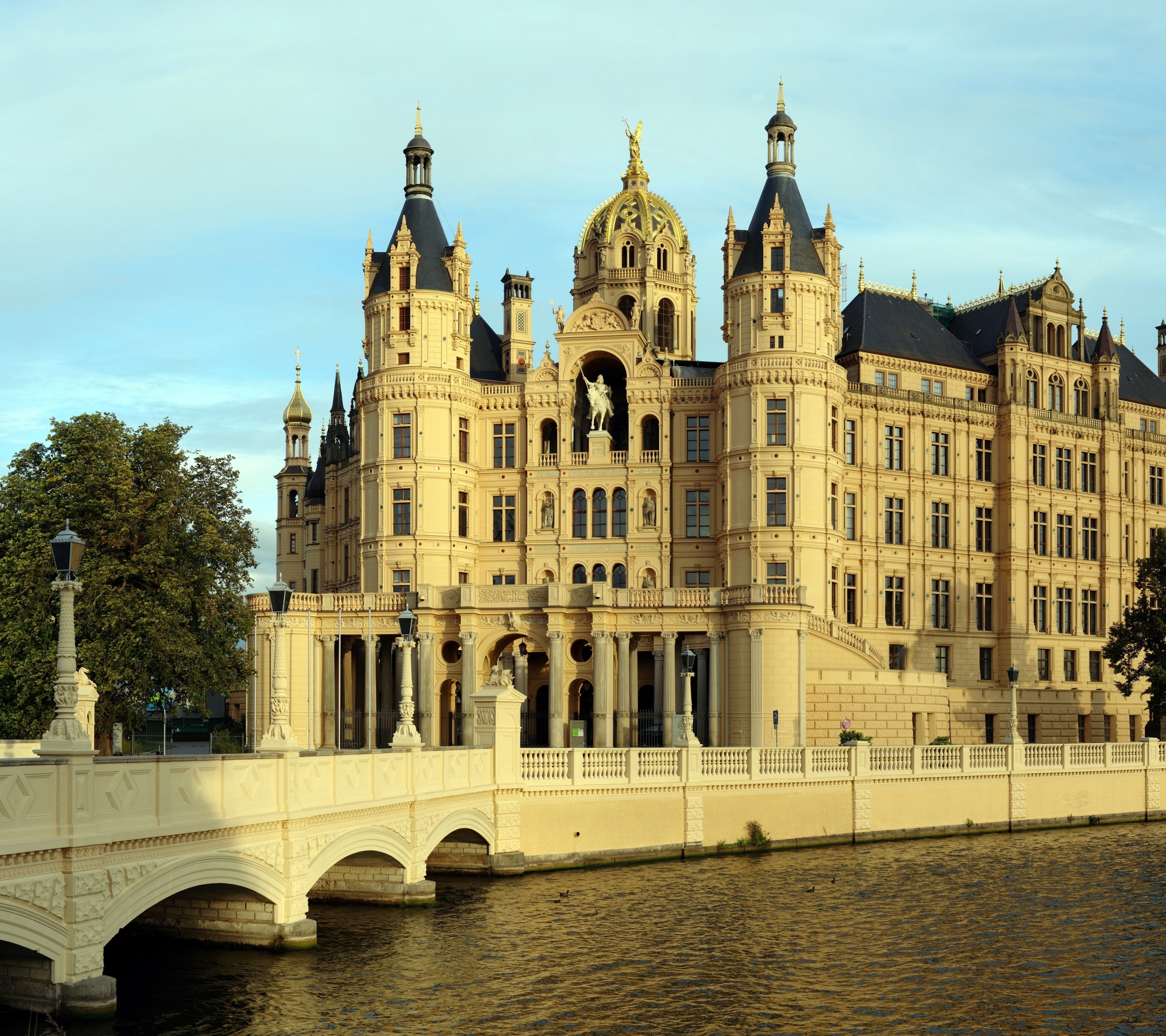 Download mobile wallpaper Man Made, Schwerin Palace, Palaces for free.