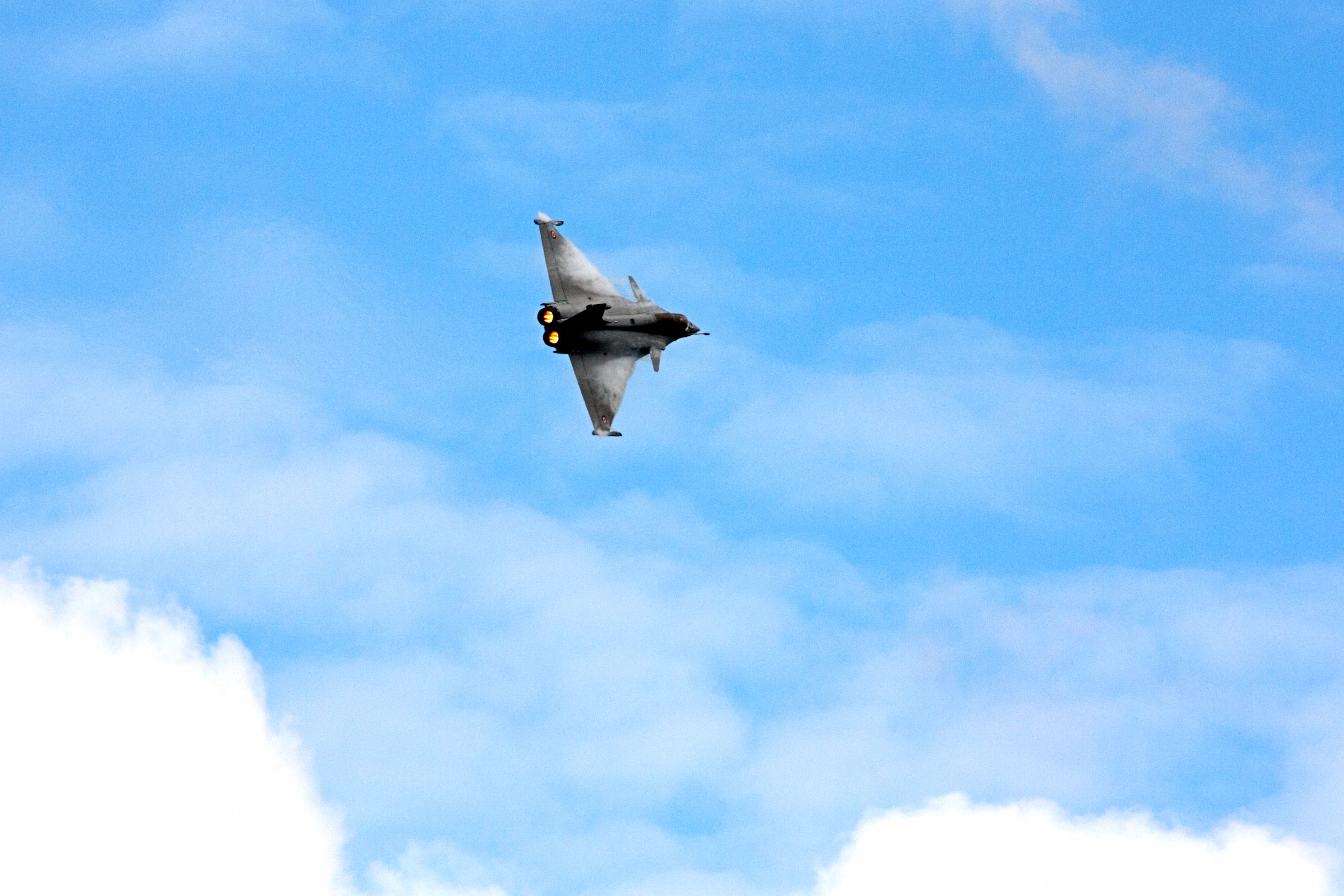 Скачати мобільні шпалери Dassault Rafale, Військовий, Реактивні Винищувачі безкоштовно.