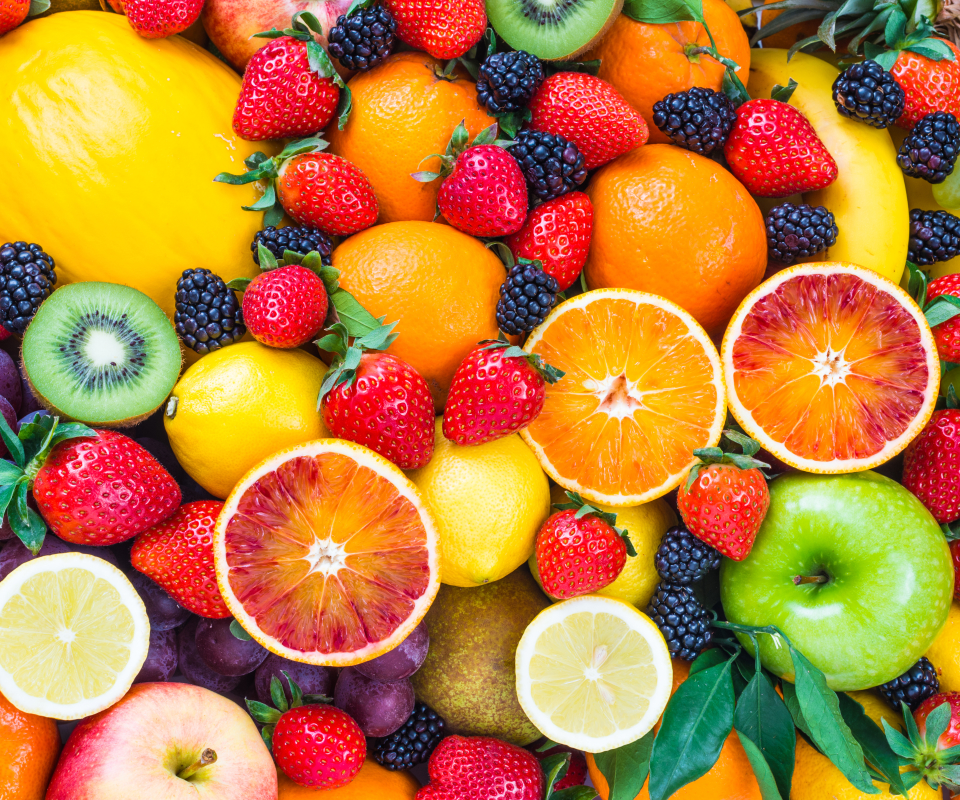 Handy-Wallpaper Erdbeere, Trauben, Kiwi, Beere, Frucht, Apfel, Nahrungsmittel, Früchte, Orange (Obst) kostenlos herunterladen.
