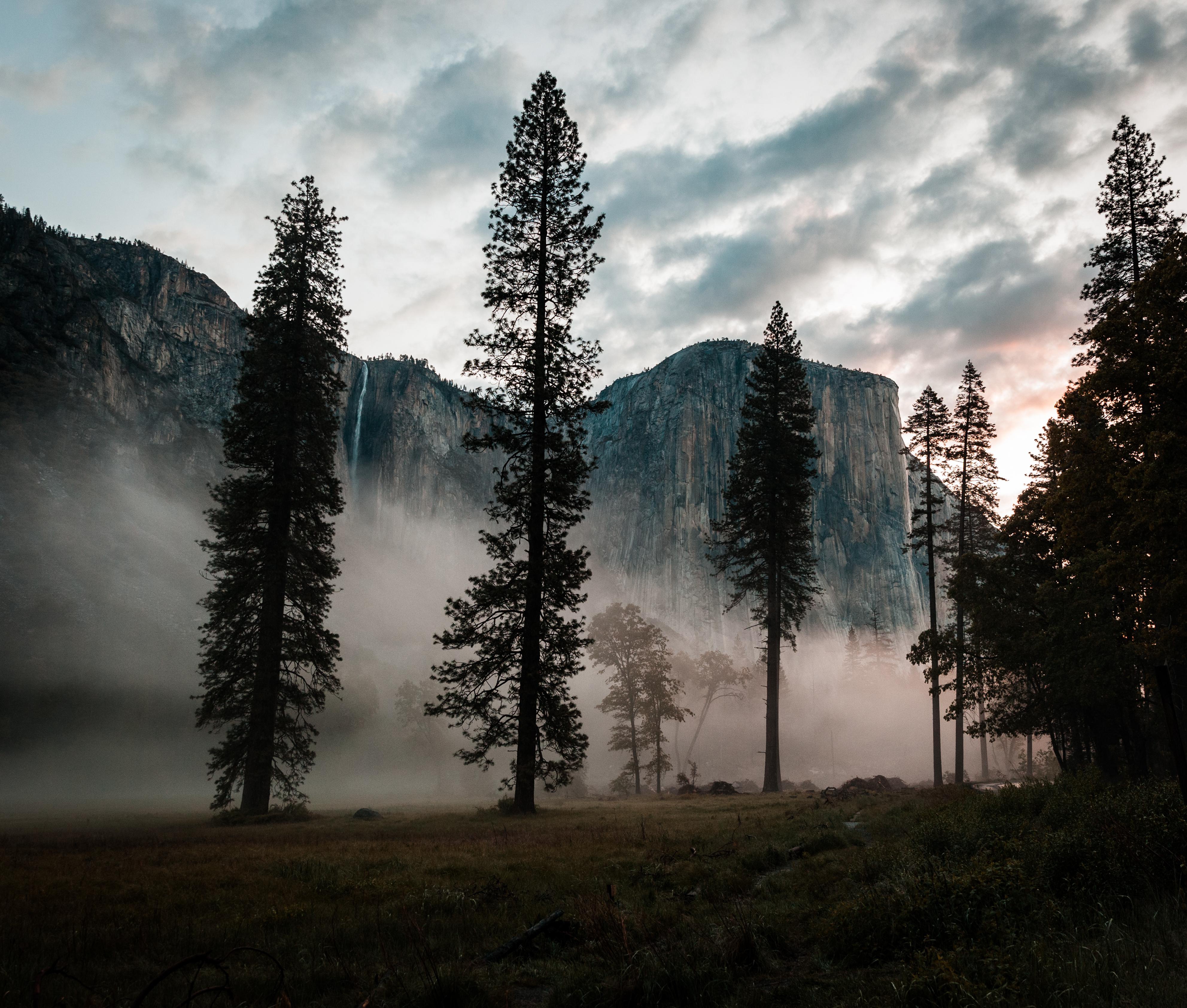 Baixar papel de parede para celular de Natureza, Eua, Montanha, Penhasco, Parque Nacional, Parque Nacional De Yosemite, Terra/natureza, Neblina, Cachoeira gratuito.