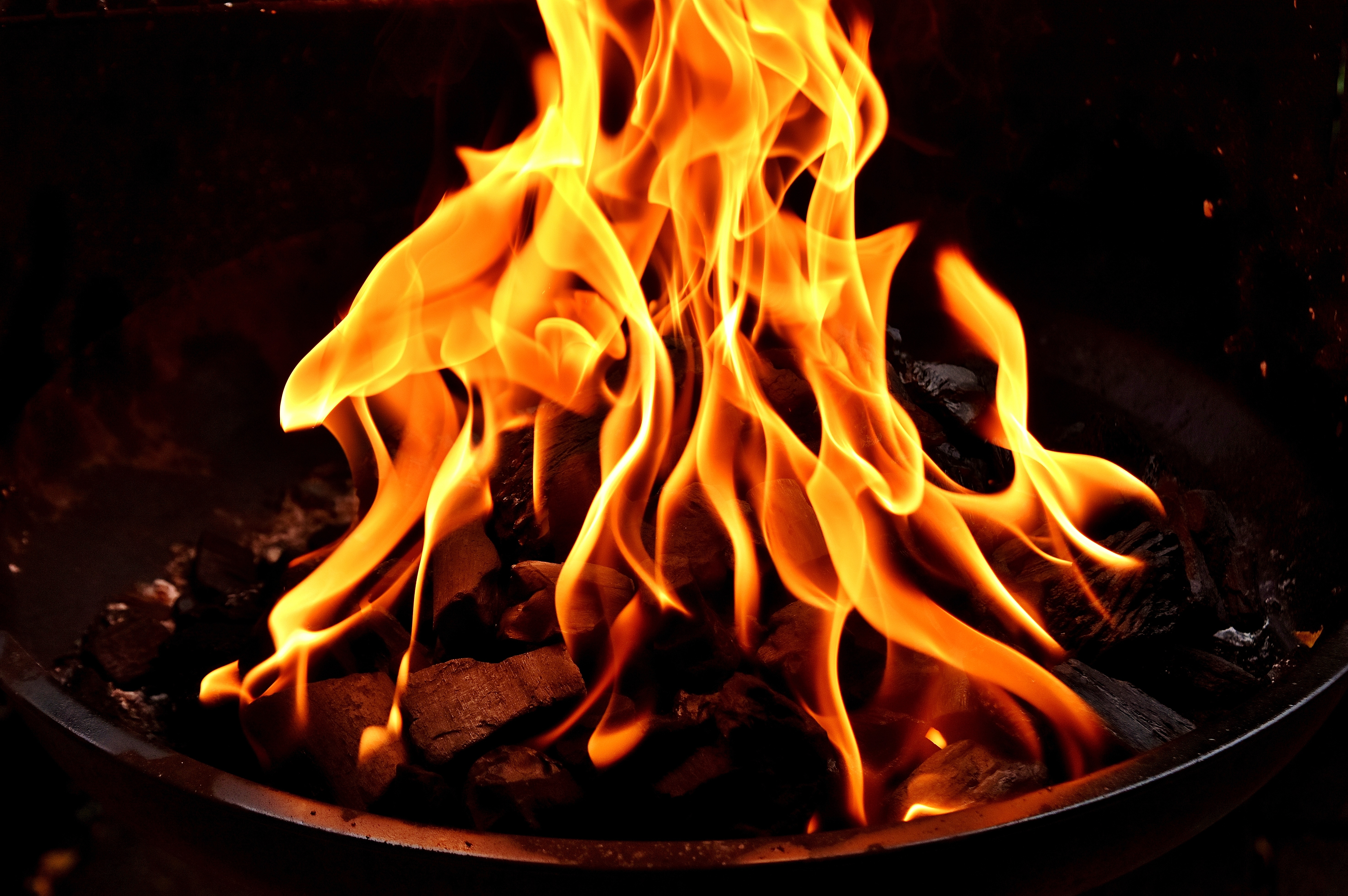 Download mobile wallpaper Miscellanea, Miscellaneous, Flame, Bonfire, Fire for free.