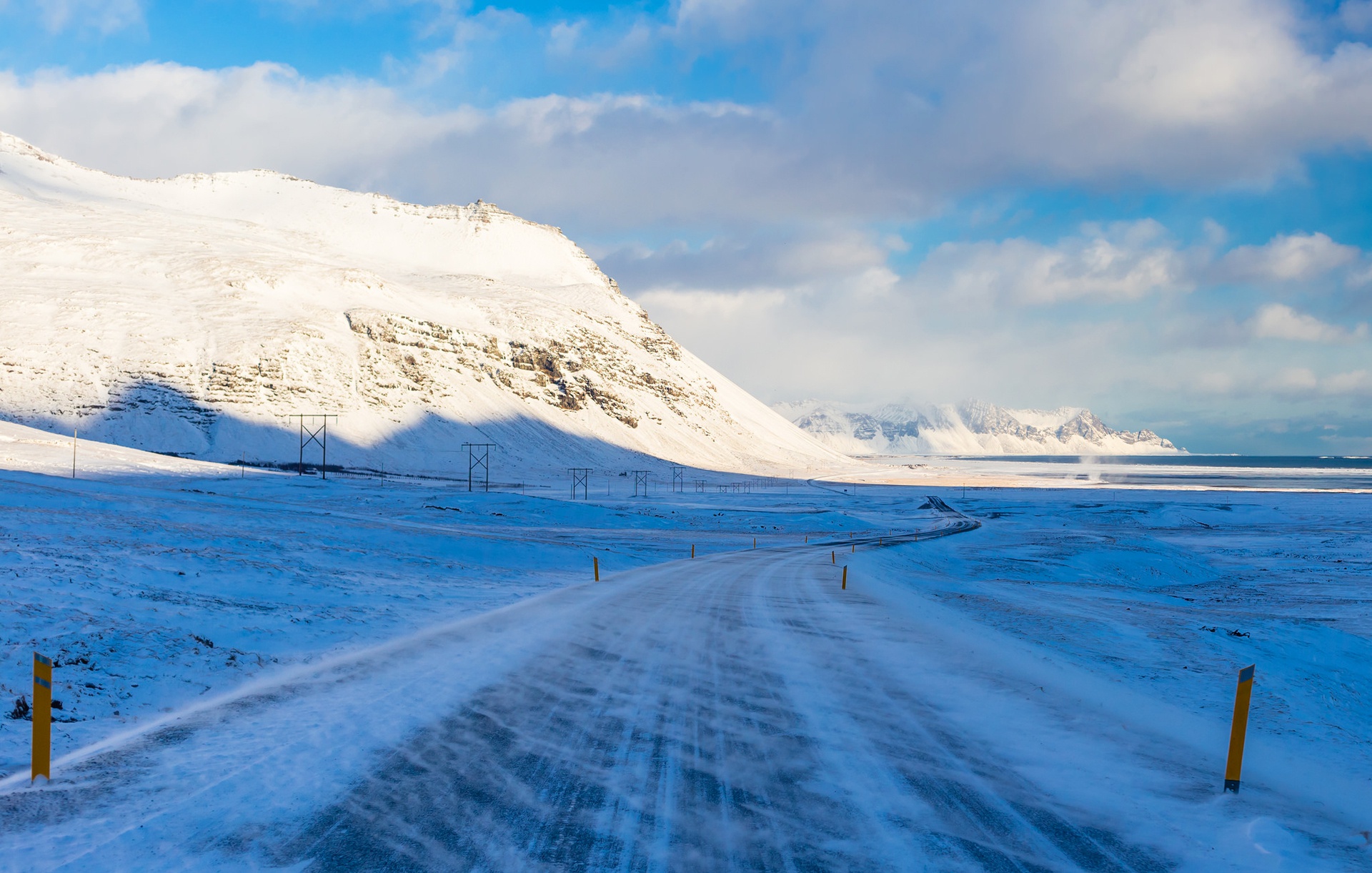 Descarga gratis la imagen Paisaje, Invierno, Nieve, Tierra, Carretera, Hecho Por El Hombre en el escritorio de tu PC