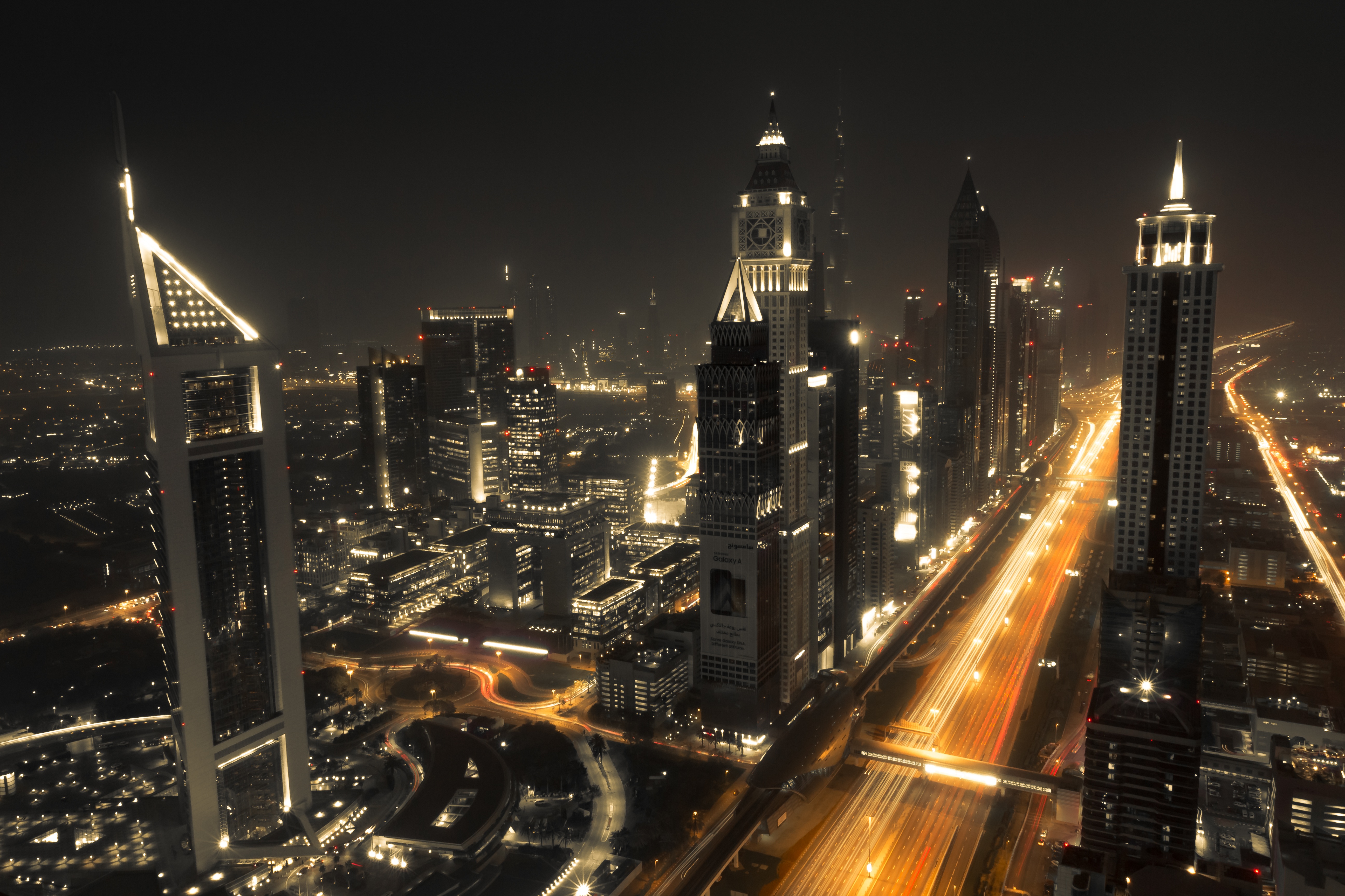 Laden Sie das Städte, Wolkenkratzer, Gebäude, Dubai, Vereinigte Arabische Emirate, Nacht, Menschengemacht, Großstadt, Zeitraffer-Bild kostenlos auf Ihren PC-Desktop herunter