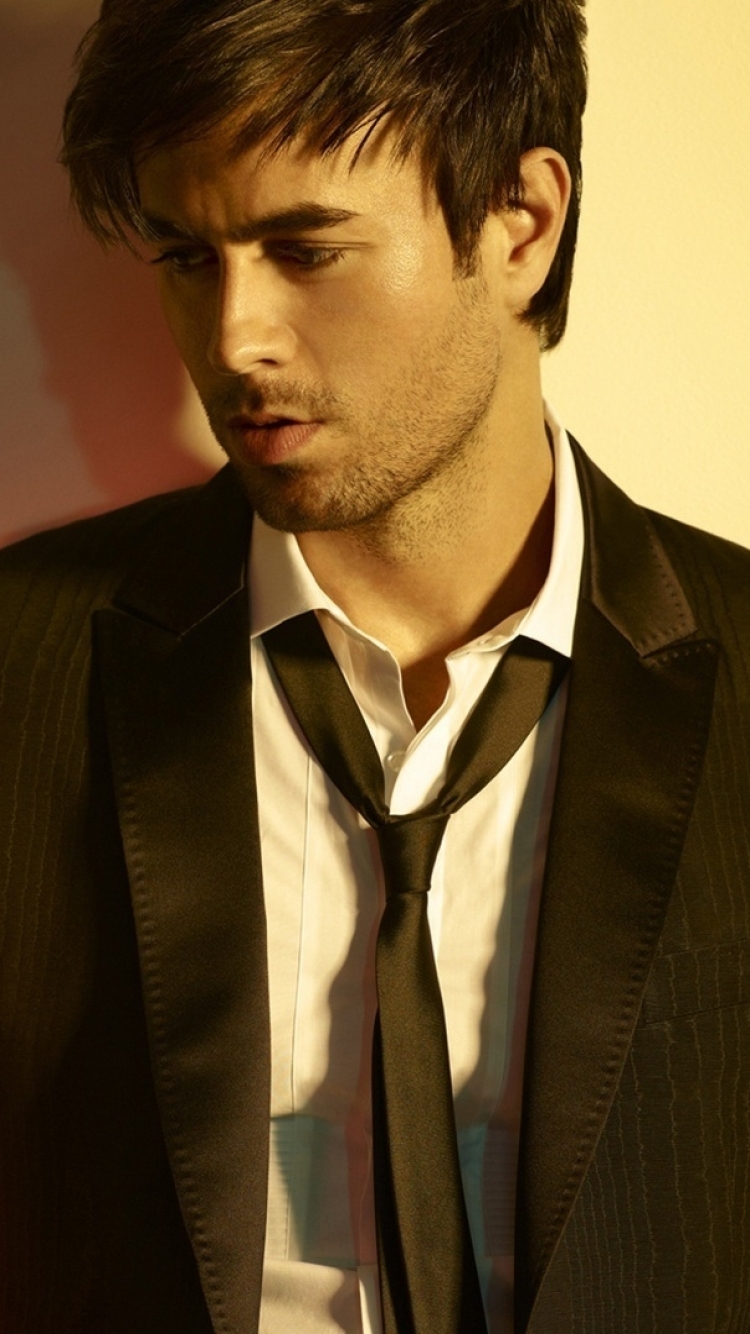 Download mobile wallpaper Music, Enrique Iglesias for free.