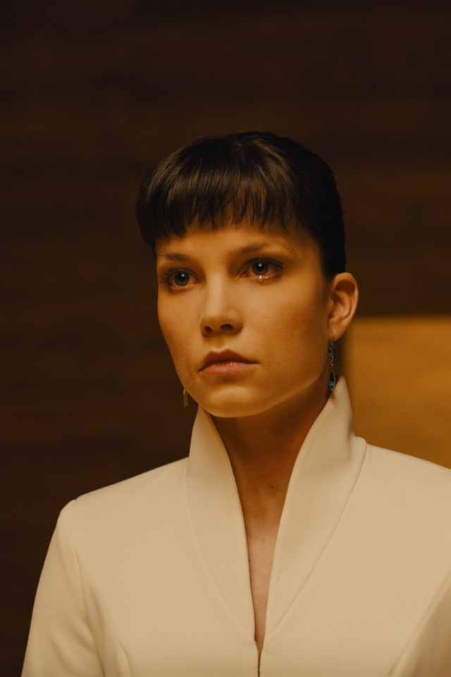 Download mobile wallpaper Movie, Blade Runner 2049, Sylvia Hoeks for free.