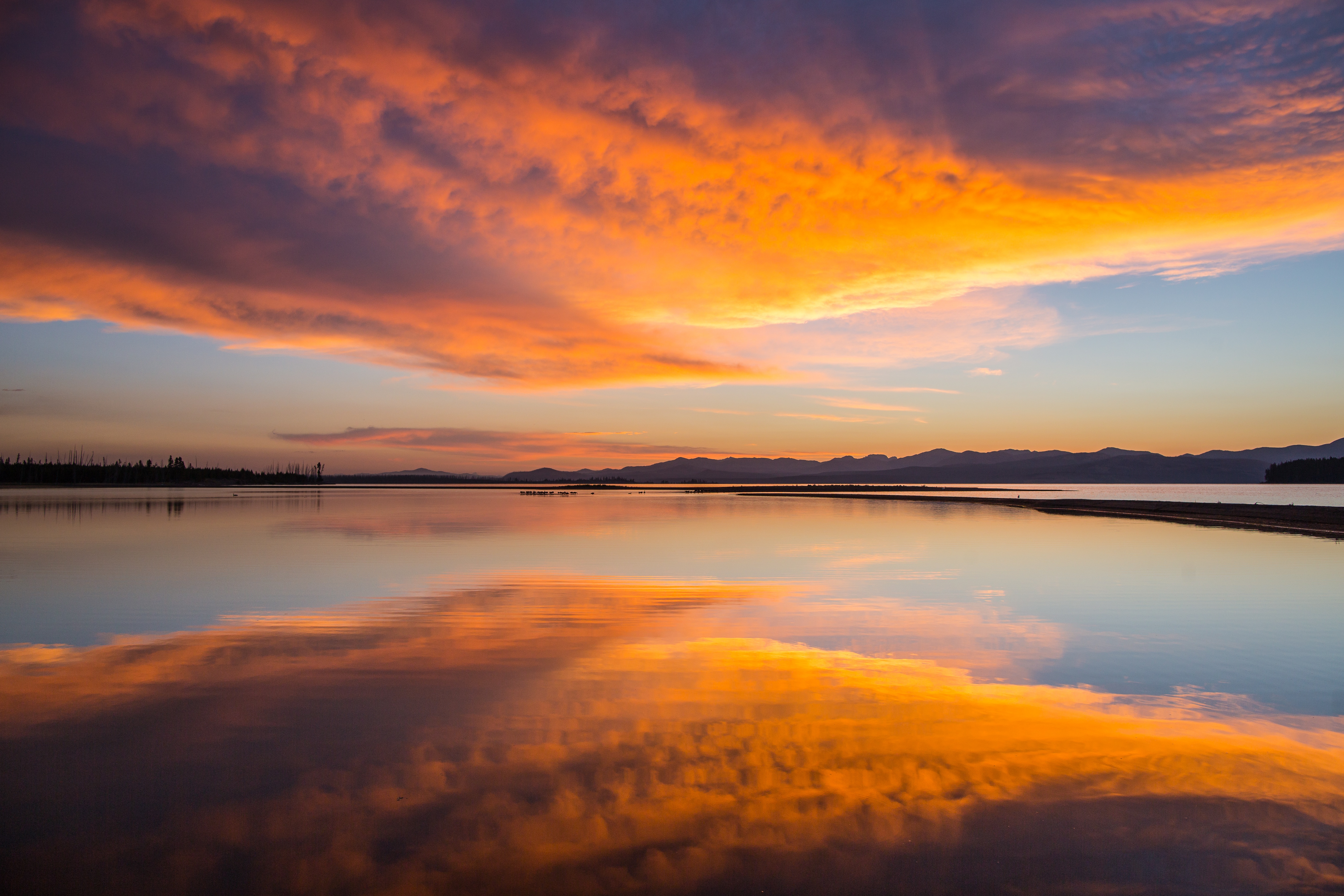 Free download wallpaper Nature, Sunset, Clouds, Horizon, Reflection on your PC desktop