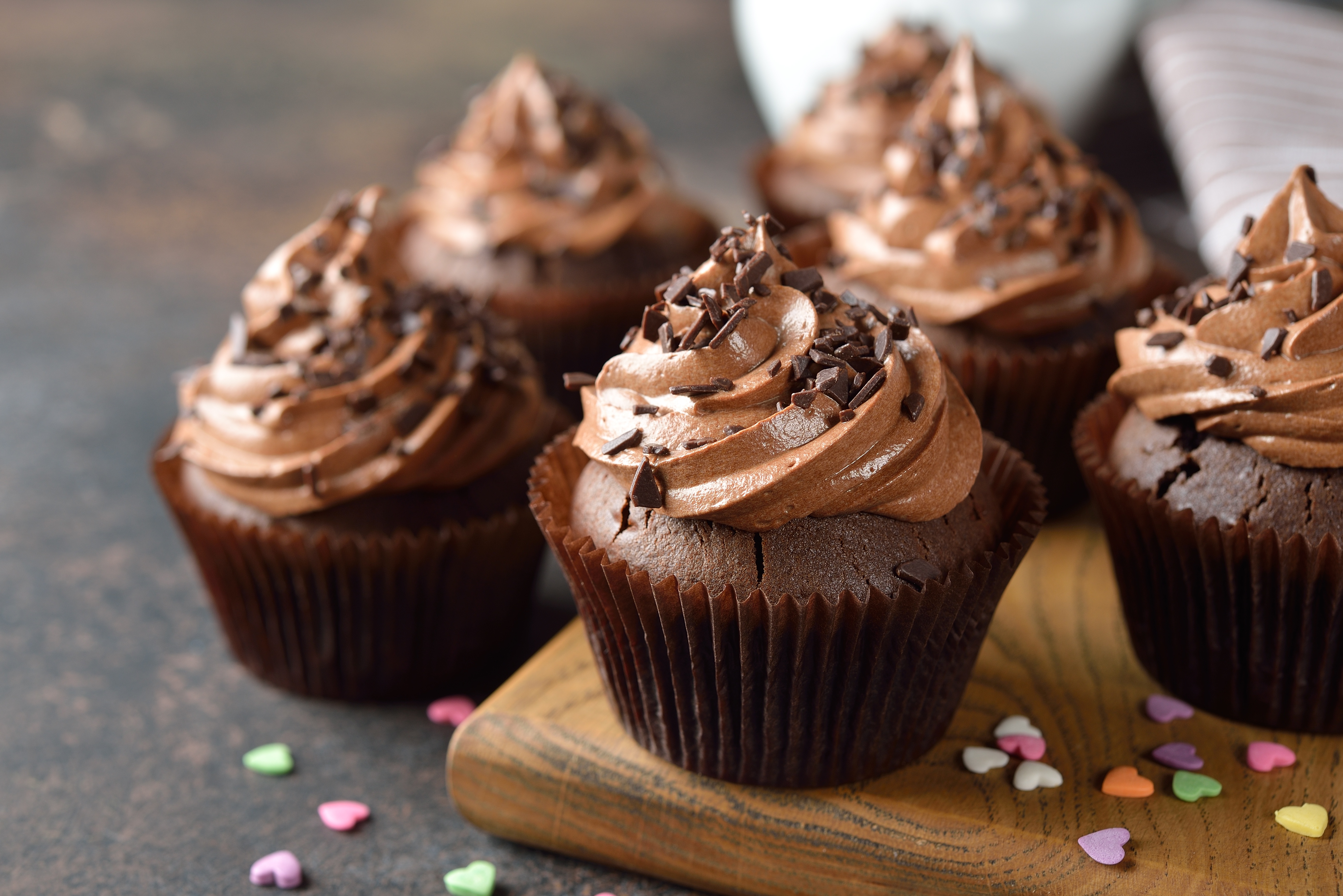 Laden Sie das Dessert, Schokolade, Creme, Süßigkeiten, Cupcake, Nahrungsmittel-Bild kostenlos auf Ihren PC-Desktop herunter
