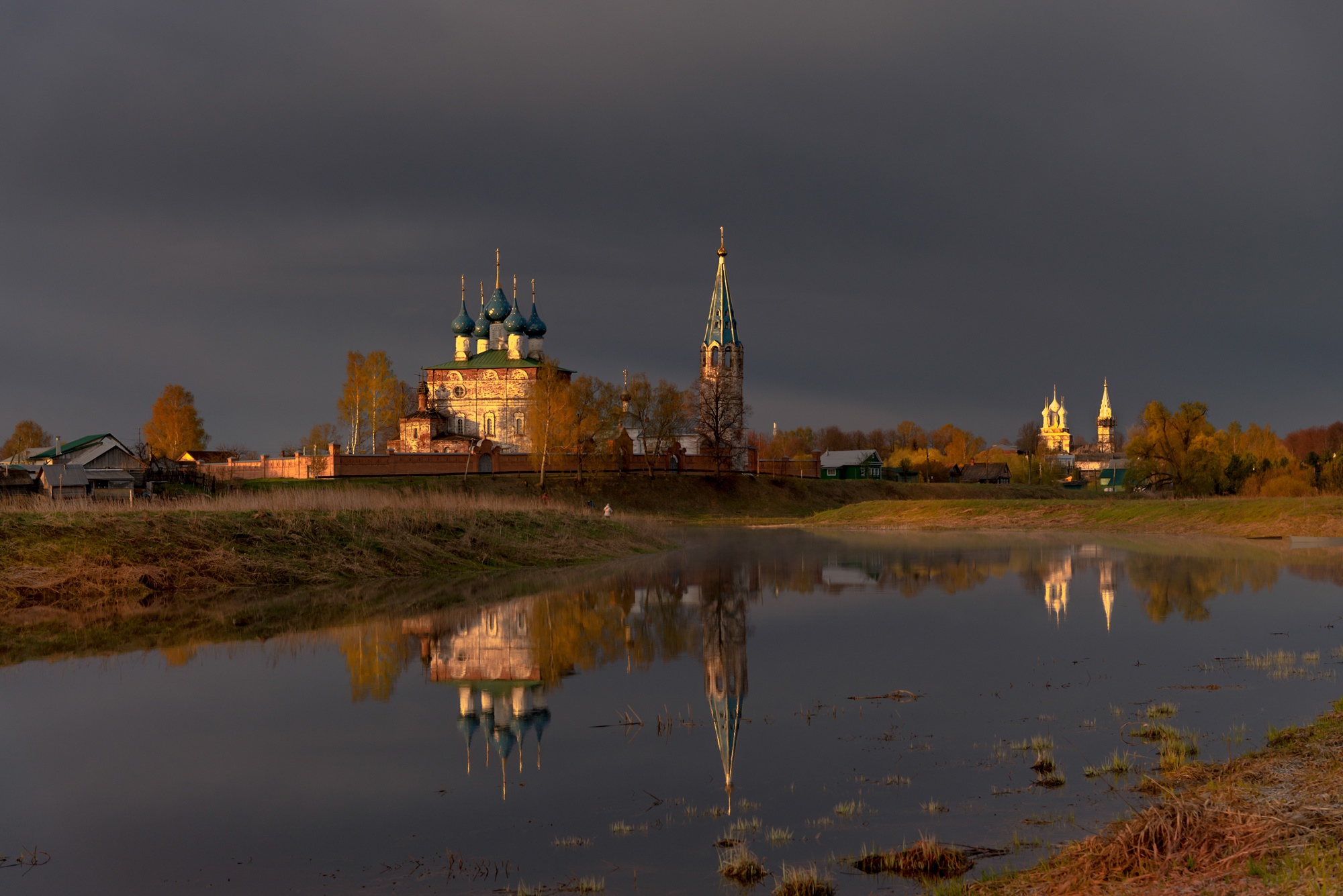 Free download wallpaper Reflection, Temple, Russia, Church, River, Churches, Religious on your PC desktop
