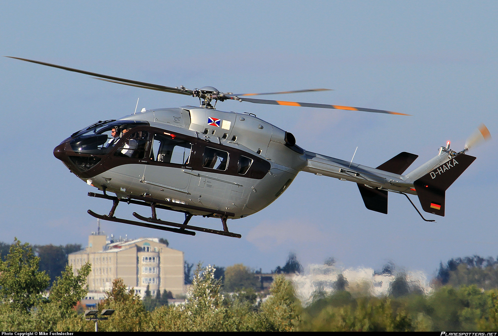 Скачать обои Аэробус Вертолеты H145 на телефон бесплатно