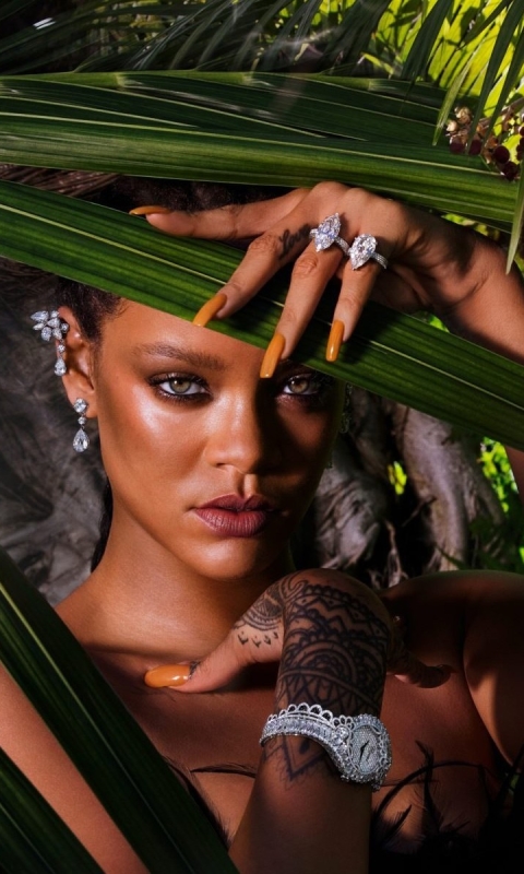 Descarga gratuita de fondo de pantalla para móvil de Música, Rihanna, Modelo.
