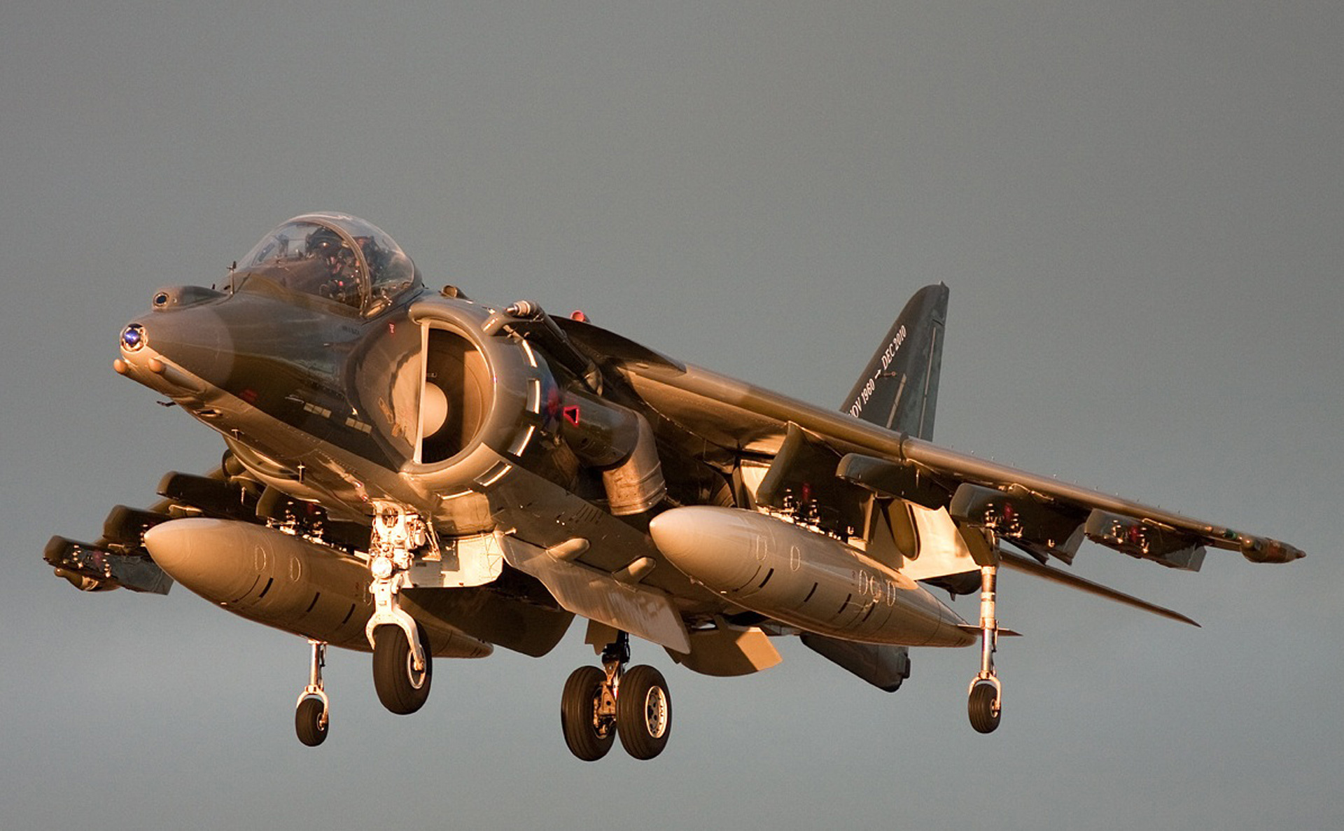 Завантажити шпалери British Aerospace Harrier Ii на телефон безкоштовно
