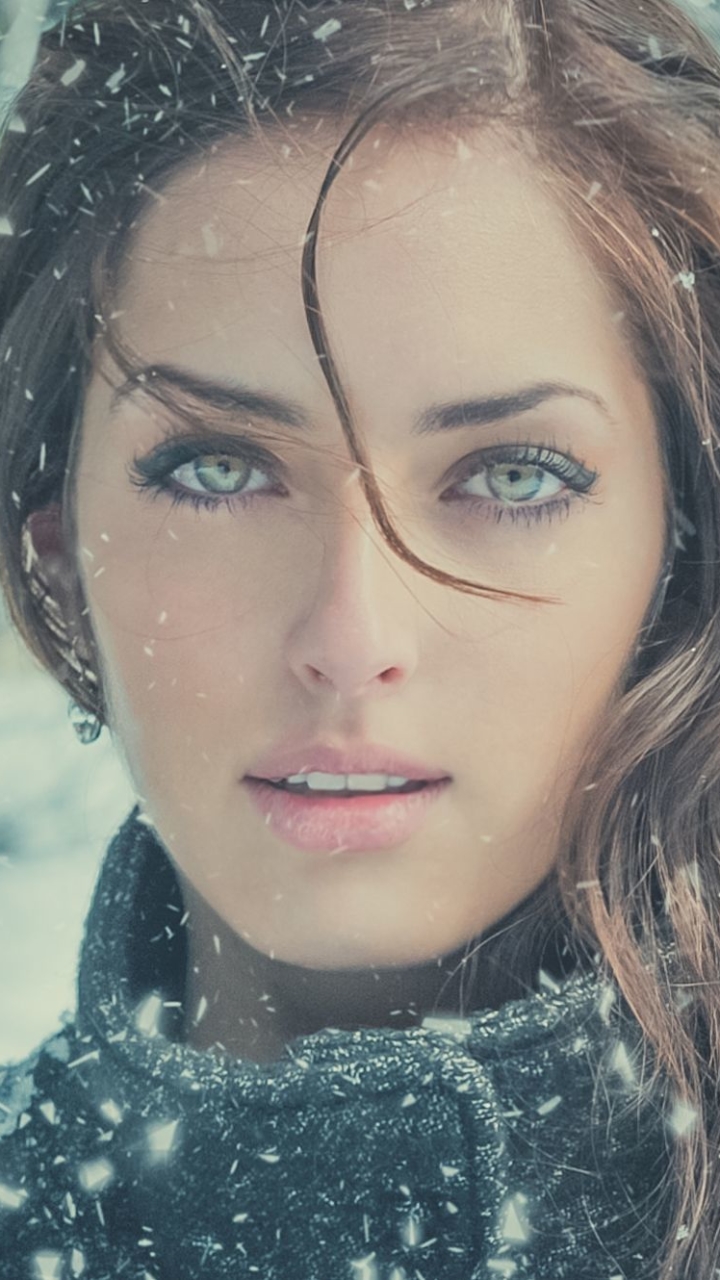 Download mobile wallpaper Snow, Brunette, Model, Women, Snowfall, Green Eyes for free.