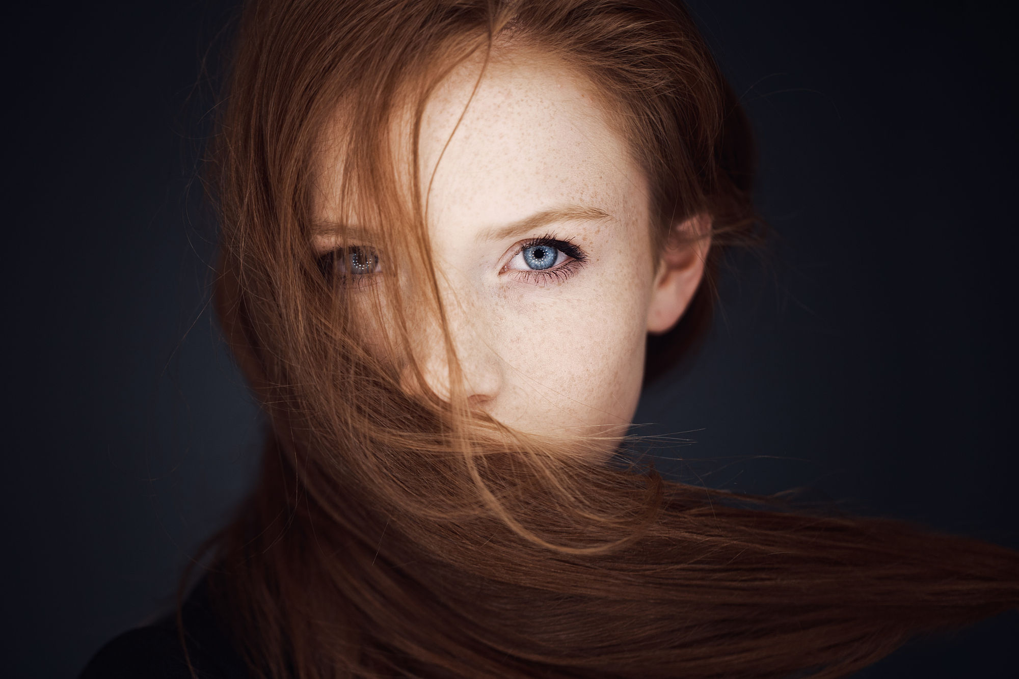 Free download wallpaper Redhead, Hair, Face, Model, Women, Blue Eyes, Freckles on your PC desktop