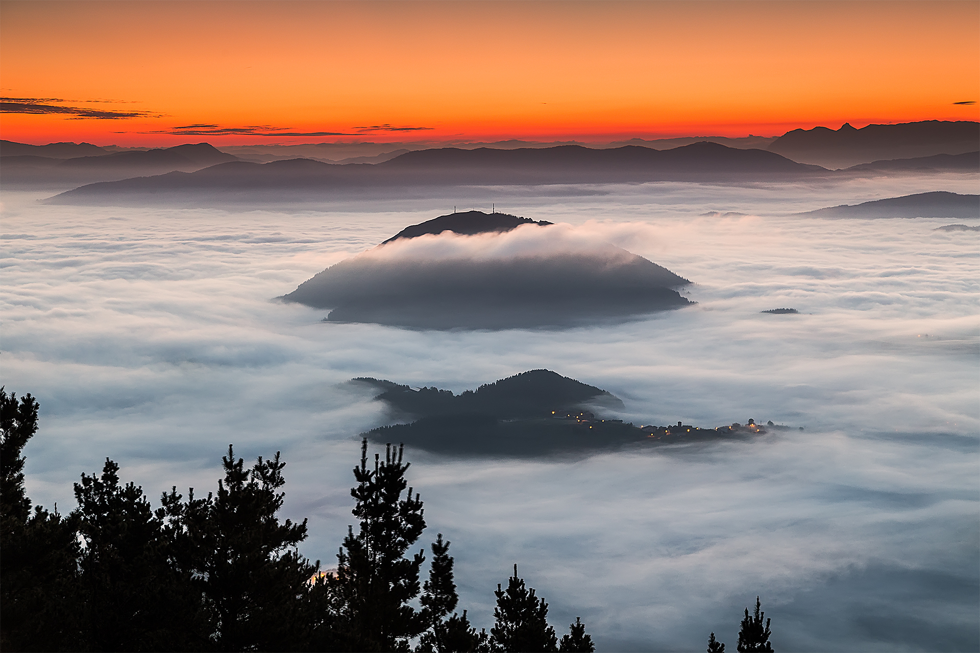 Laden Sie das Landschaft, Horizont, Nebel, Hügel, Gebirge, Fotografie, Sonnenuntergang-Bild kostenlos auf Ihren PC-Desktop herunter