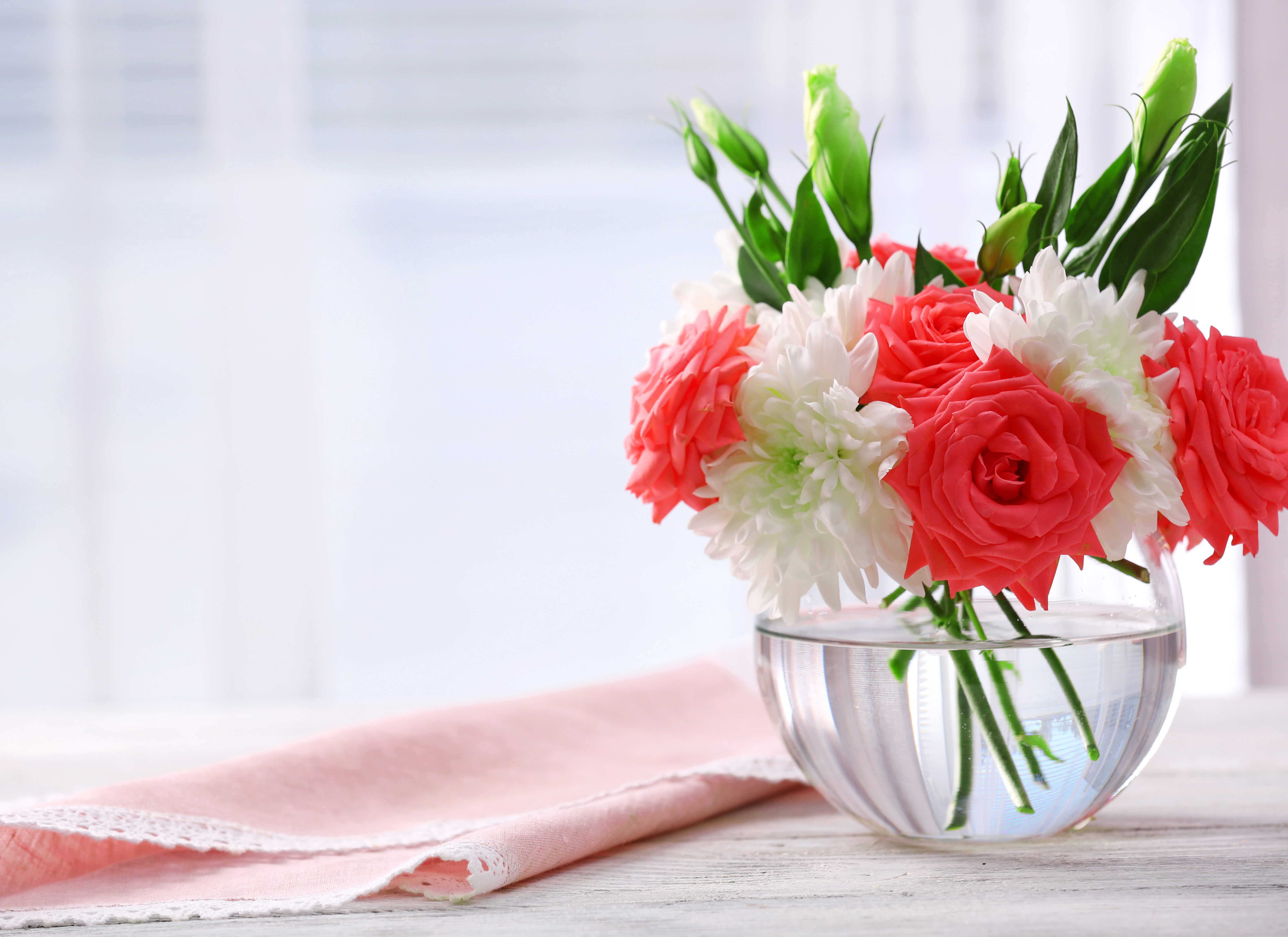 white flower, vase, flower, photography, still life, eustoma, handkerchief, red flower, rose