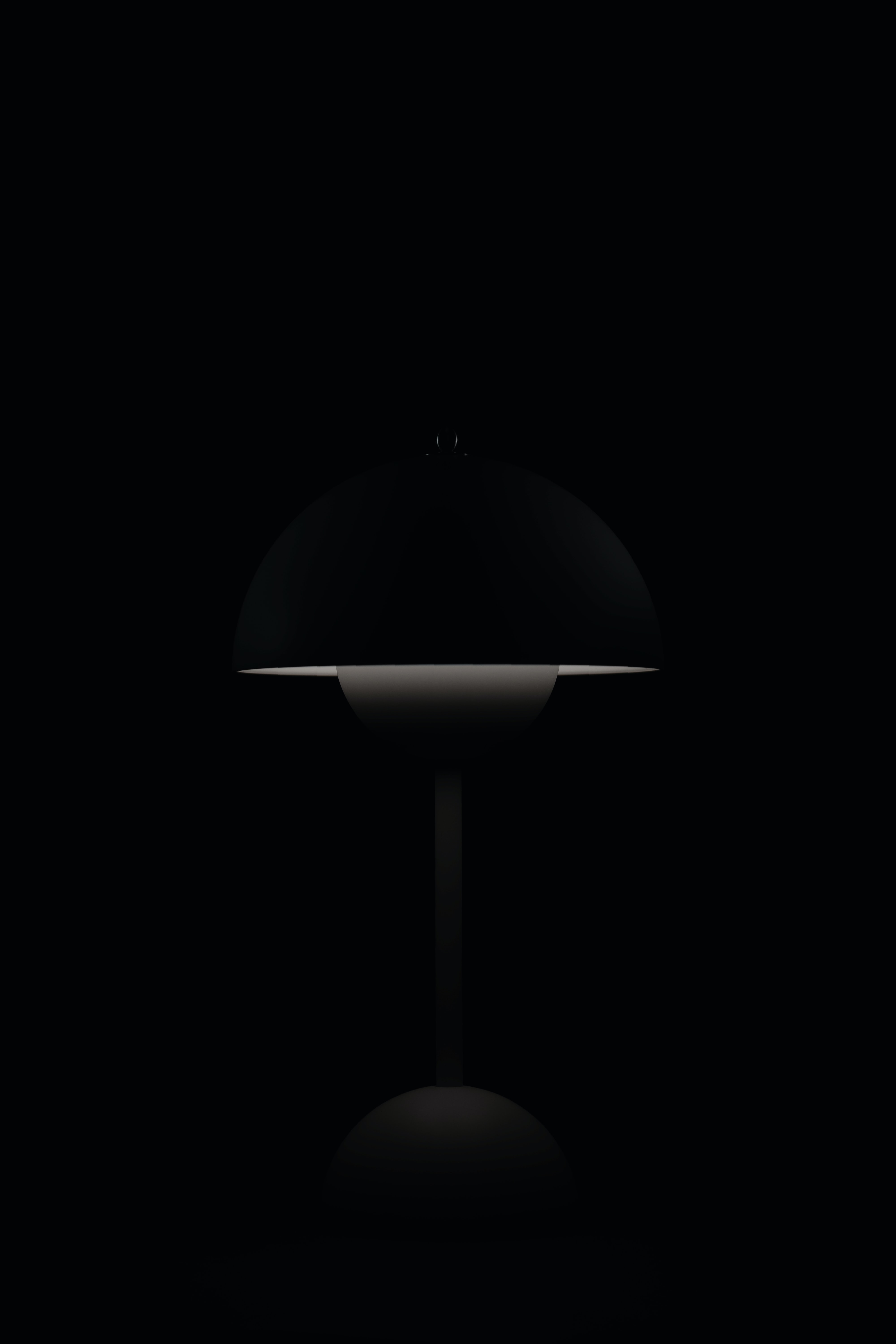 Free download wallpaper Bw, Darkness, Chb, Dark, Lamp on your PC desktop