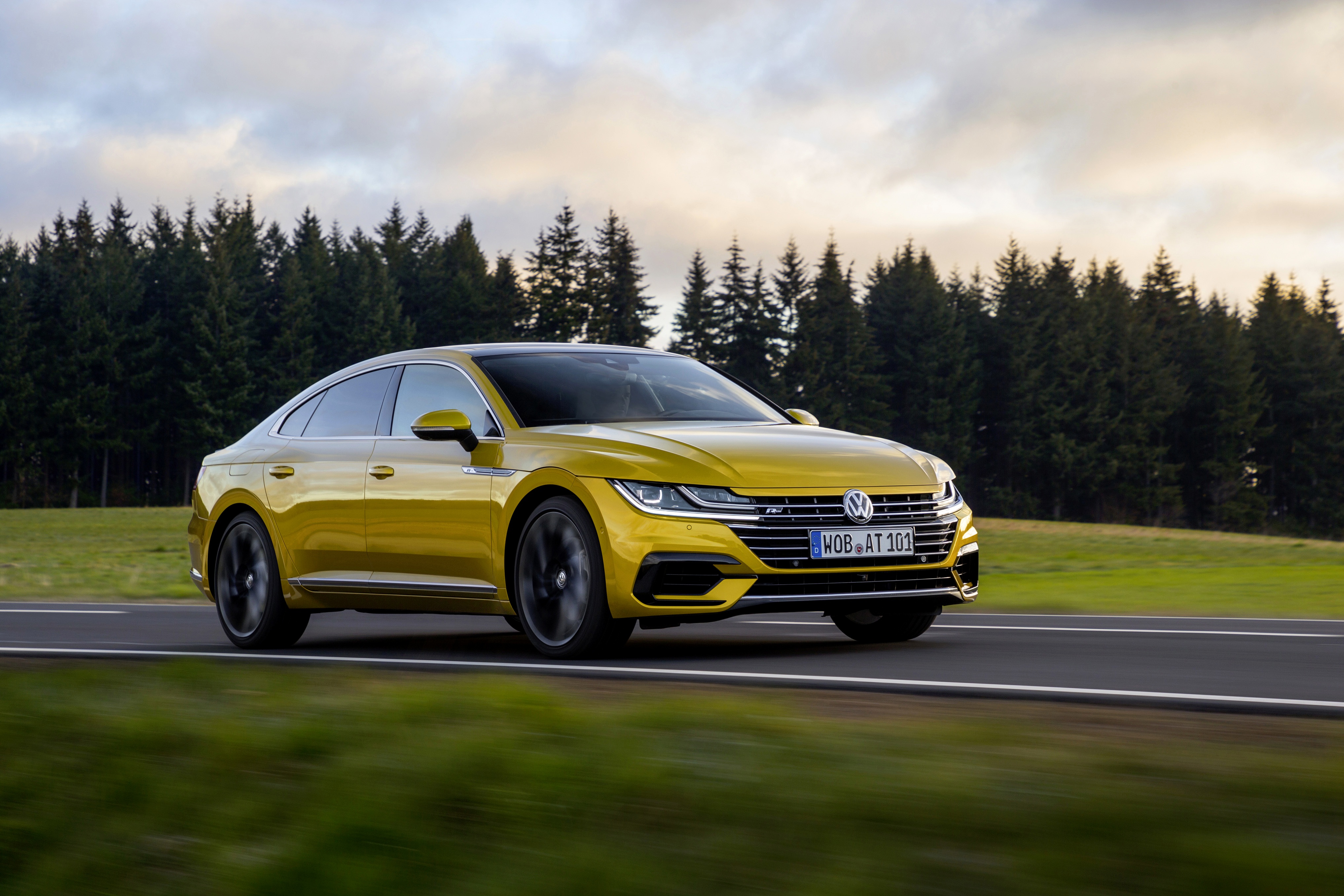 Download mobile wallpaper Volkswagen, Compact Car, Vehicles, Volkswagen Arteon, Volkswagen Arteon R Line for free.