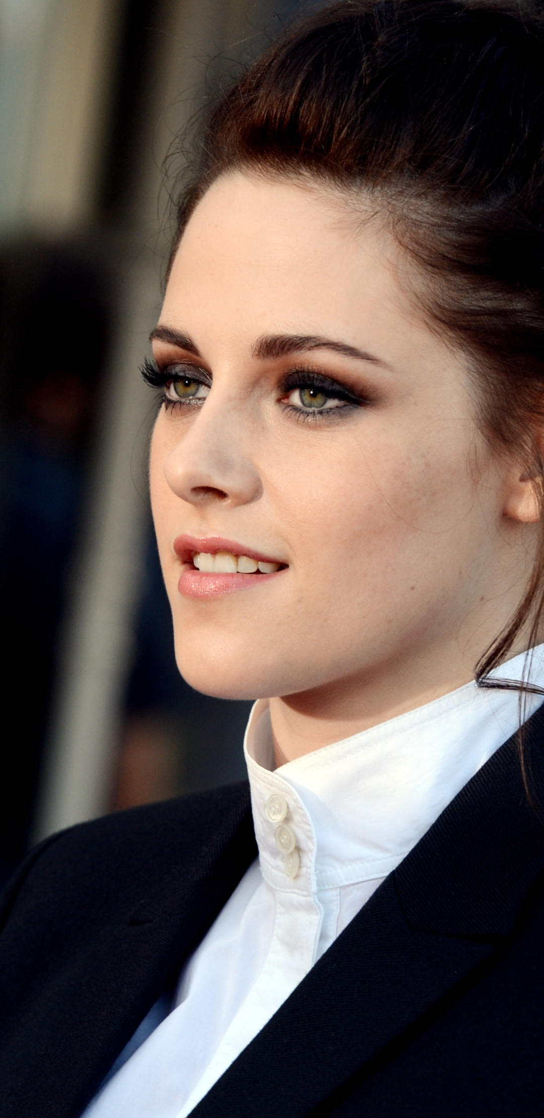 Descarga gratuita de fondo de pantalla para móvil de Kristen Stewart, Celebridades.