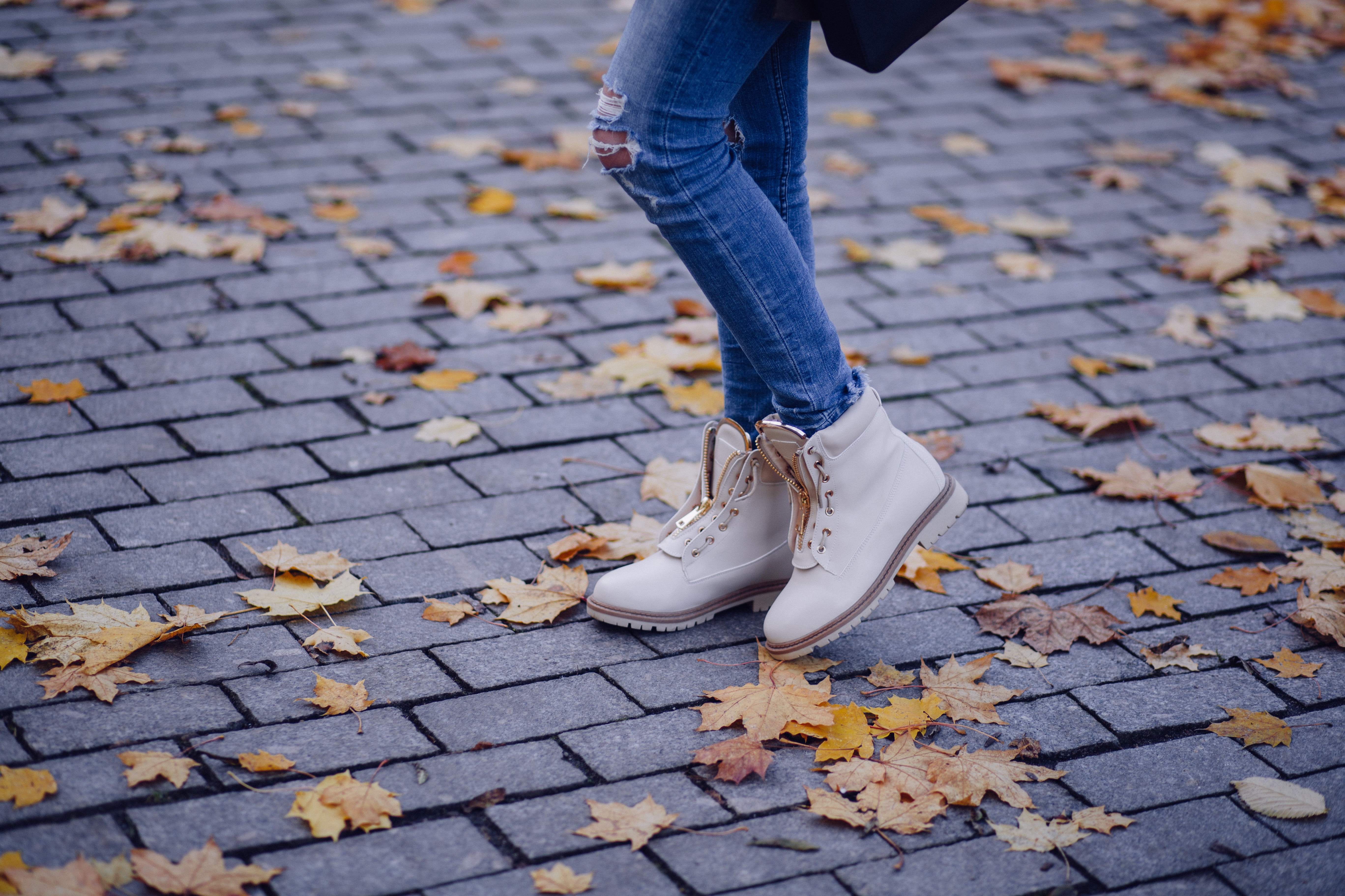 jeans, autumn, miscellanea, miscellaneous, legs, footwear