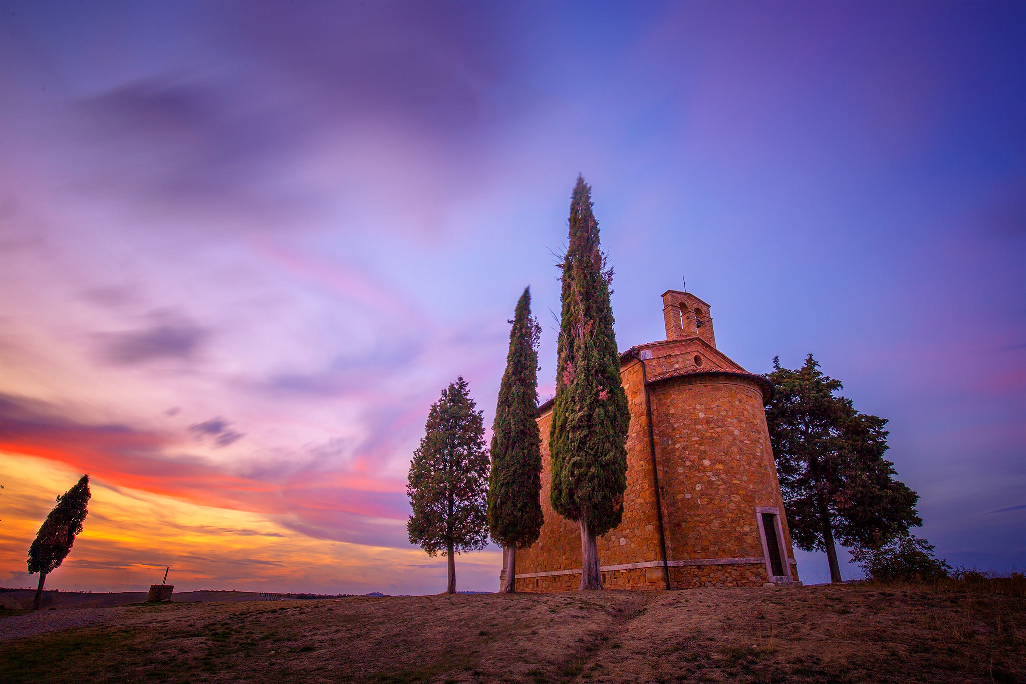 Free download wallpaper Italy, Chapel, Tuscany, Religious on your PC desktop