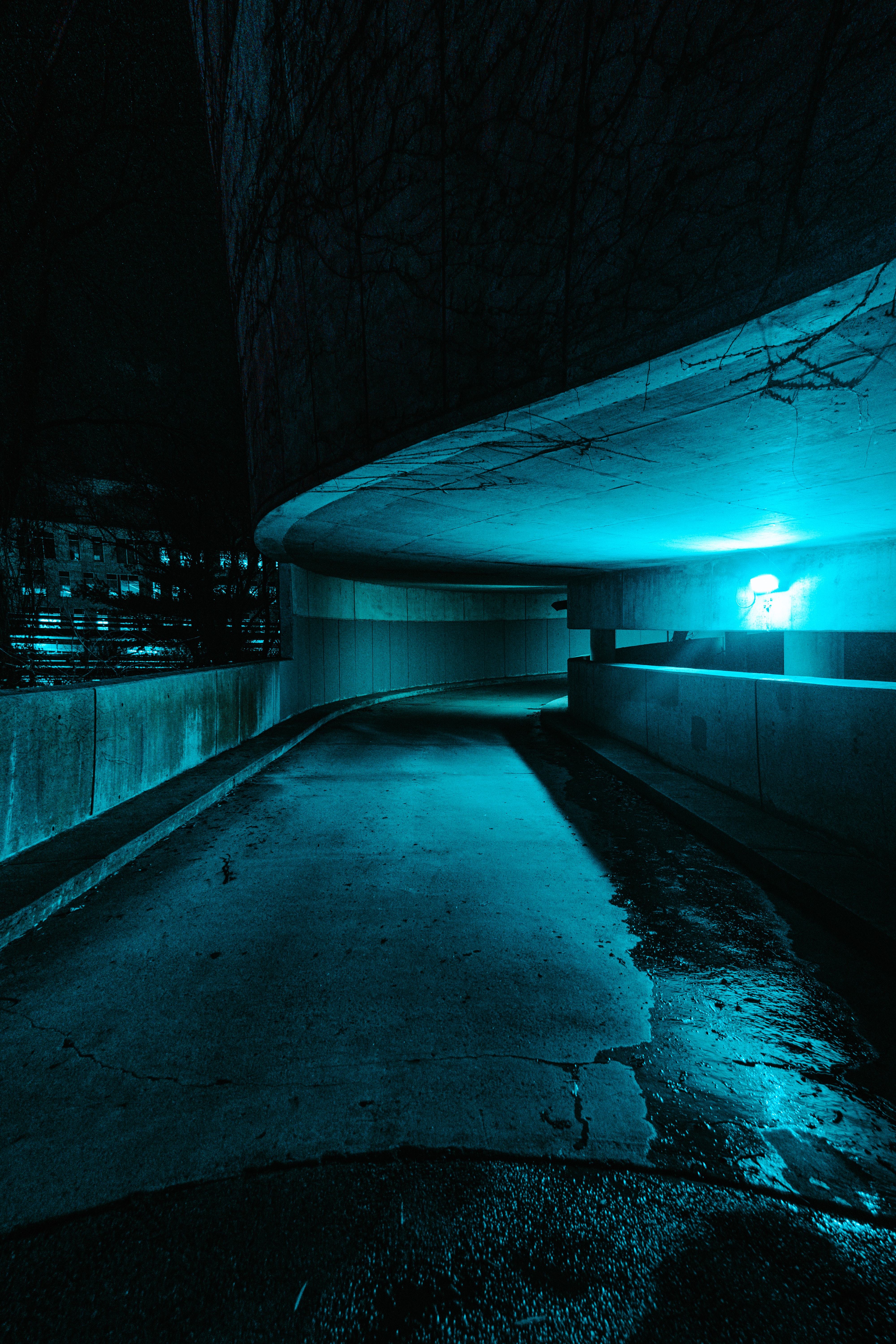 tunnel, dark, road, turn, illumination, lighting Smartphone Background